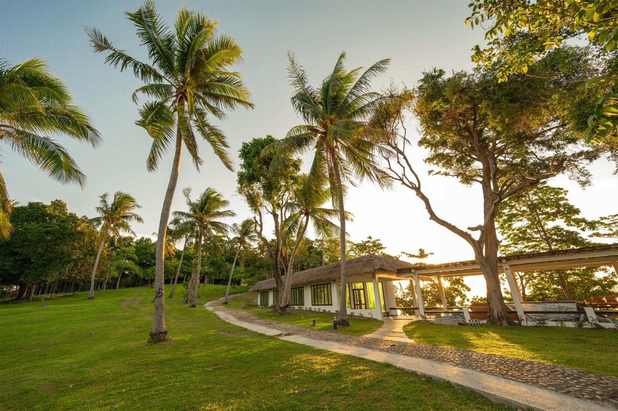 Ban Raya And Hotel Koh Racha Yai