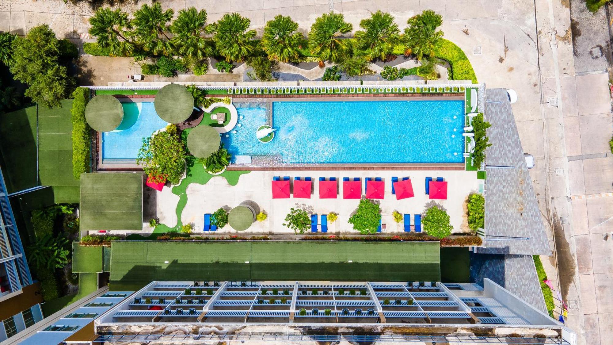 Hotel Ramada By Wyndham Phuket Deevana 4*