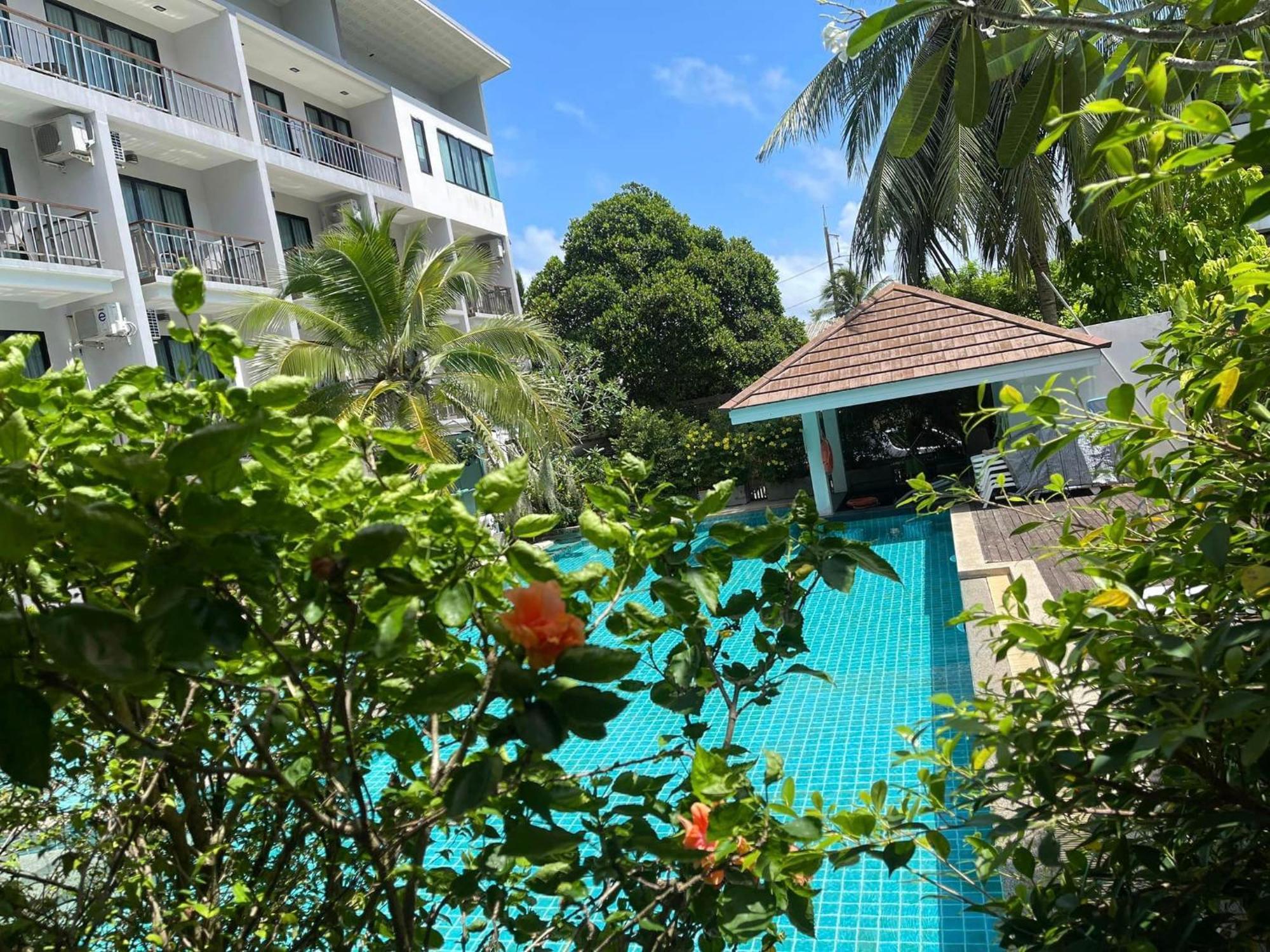 Hotel Dipantai Boutique 4*
