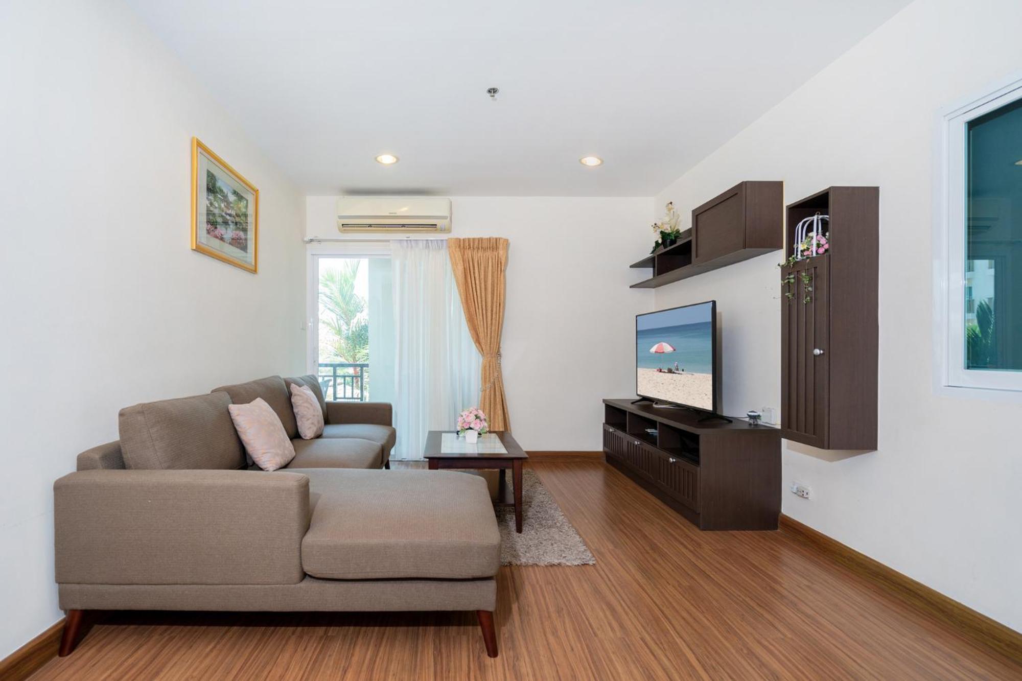 Phuket , 2 Bedroom Pool Apartment, * Patong