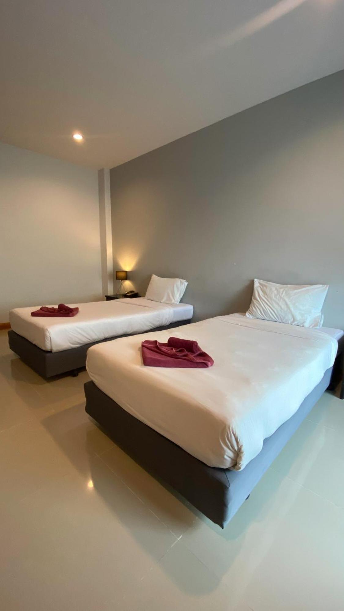 Sea Side Hotel Karon