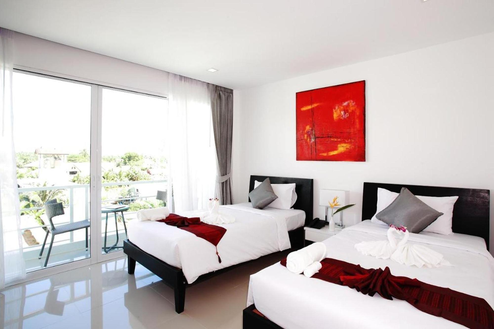 One World One Naiharn Hotel