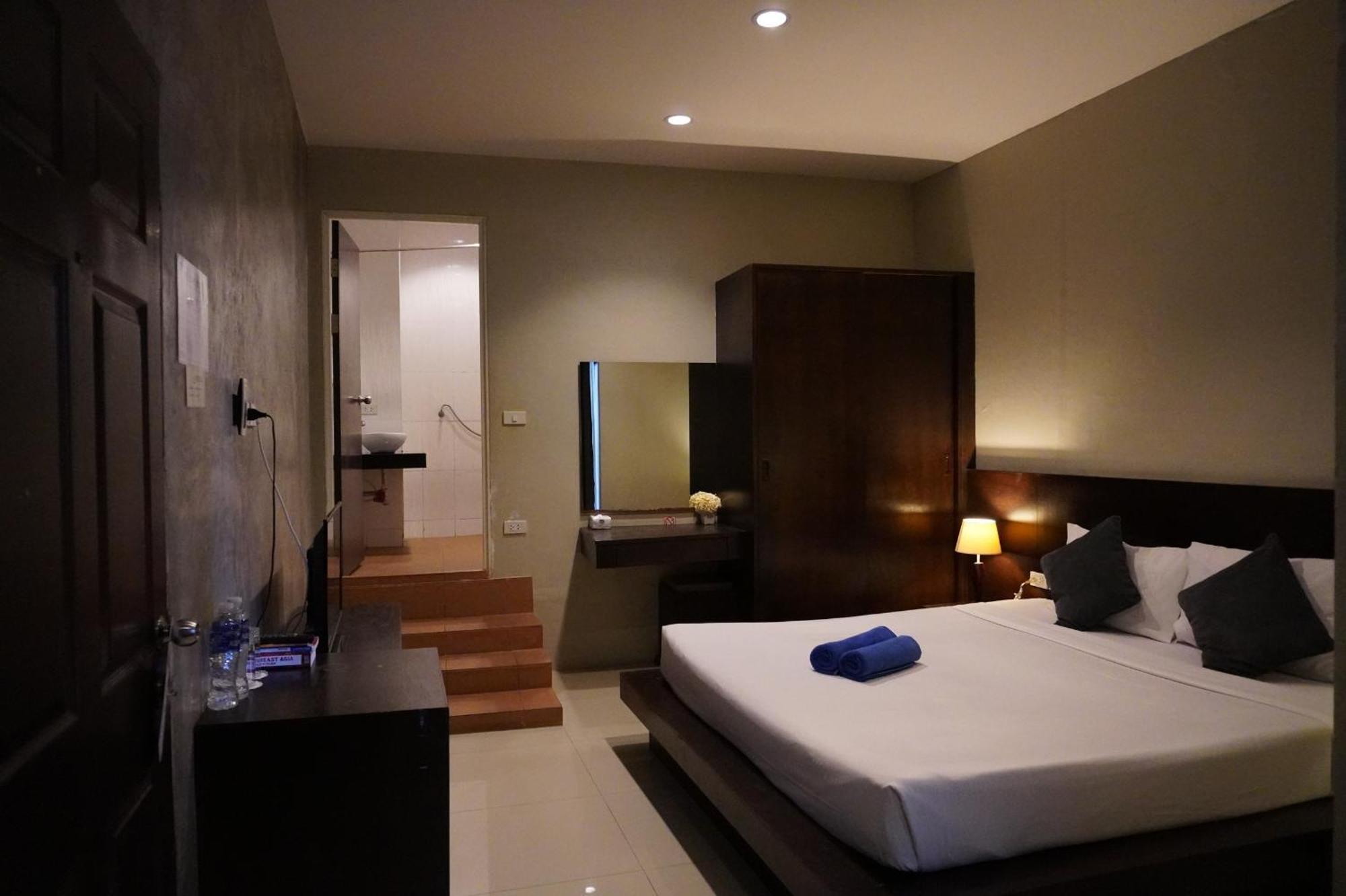 Rumah tetamu Leaf Phuket