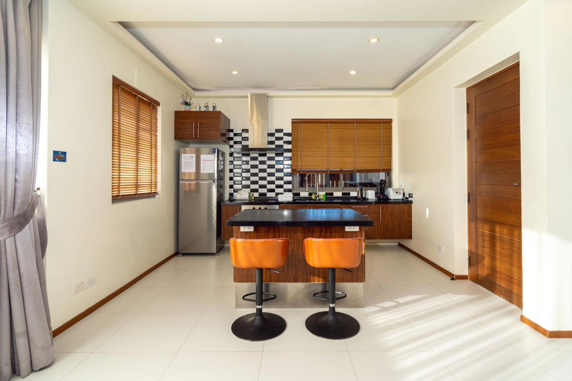 New Boutique Pool Sequoia Close To And Naiharn