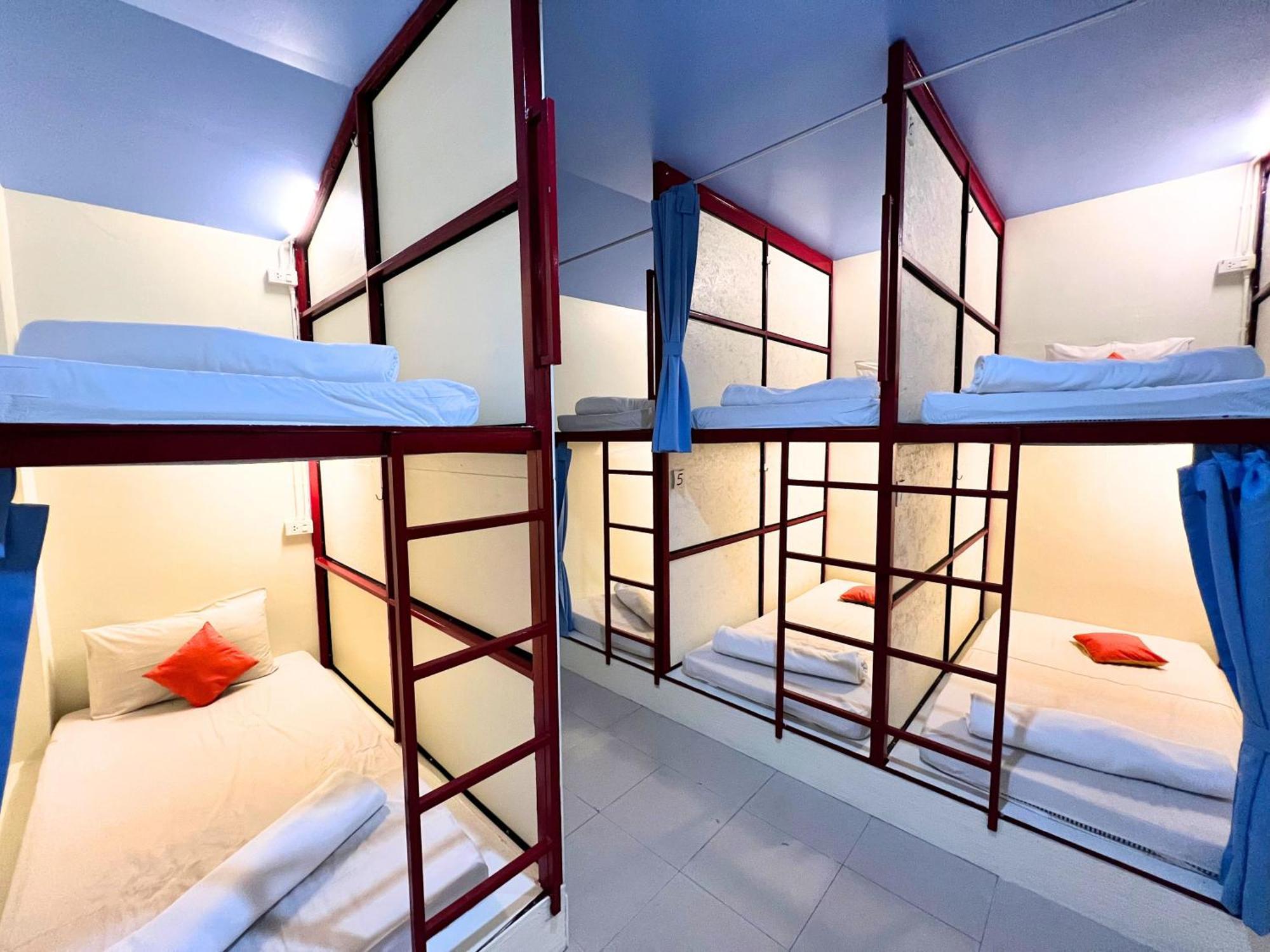 Hostel Sleepy Station Kata Beach (Phuket)
