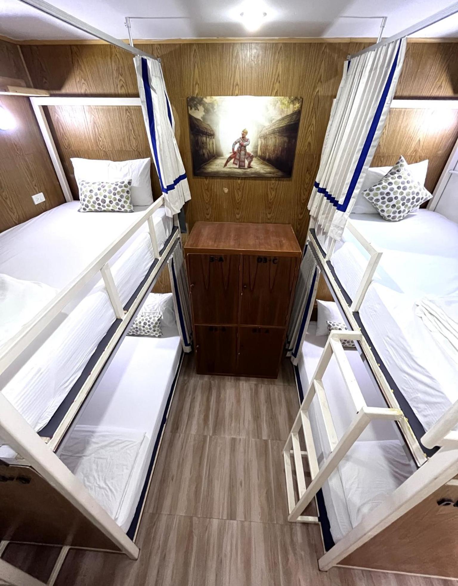 Hanuman Vip - Sha Hostel