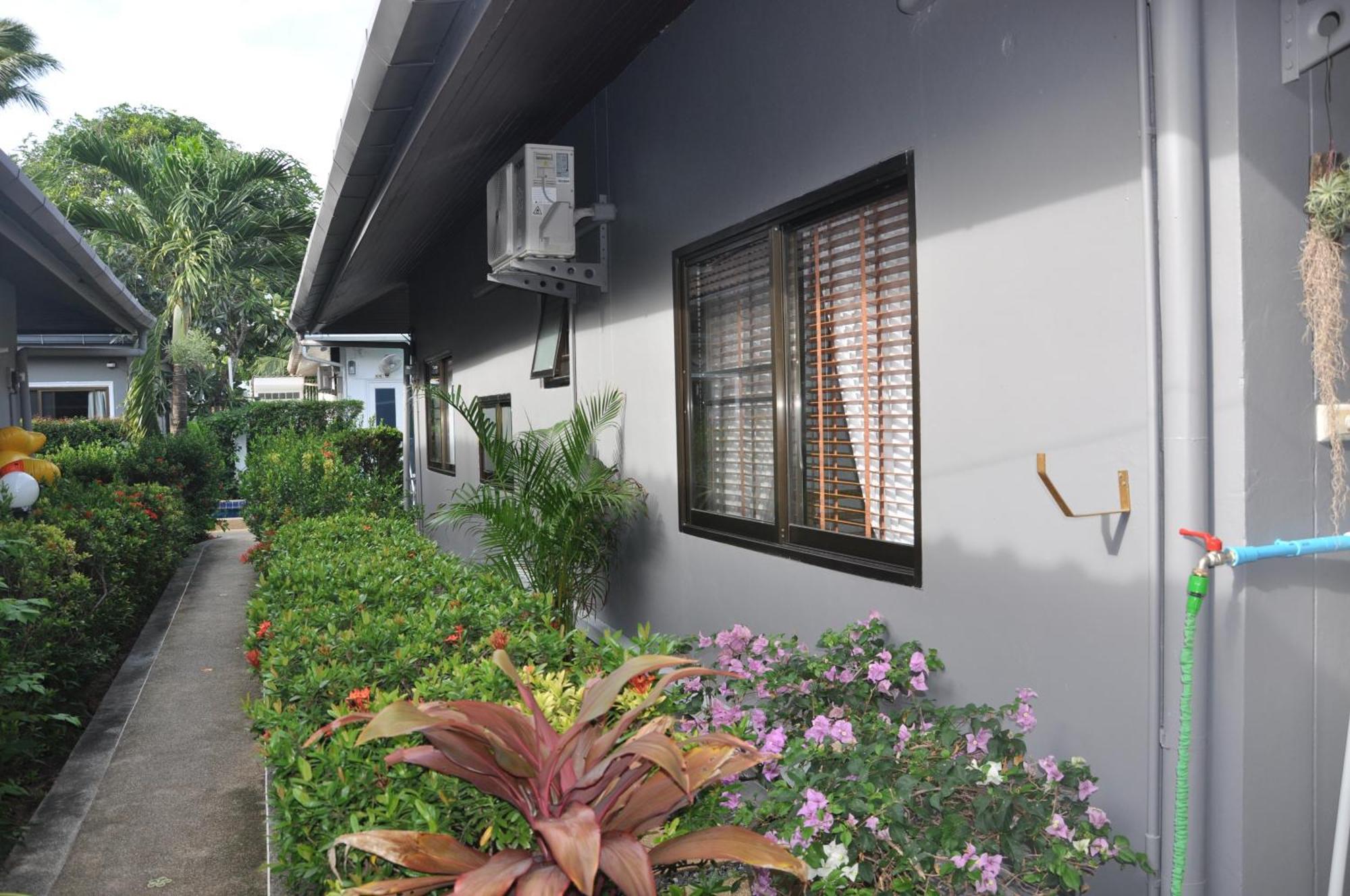 Bungalow Rumah percutian