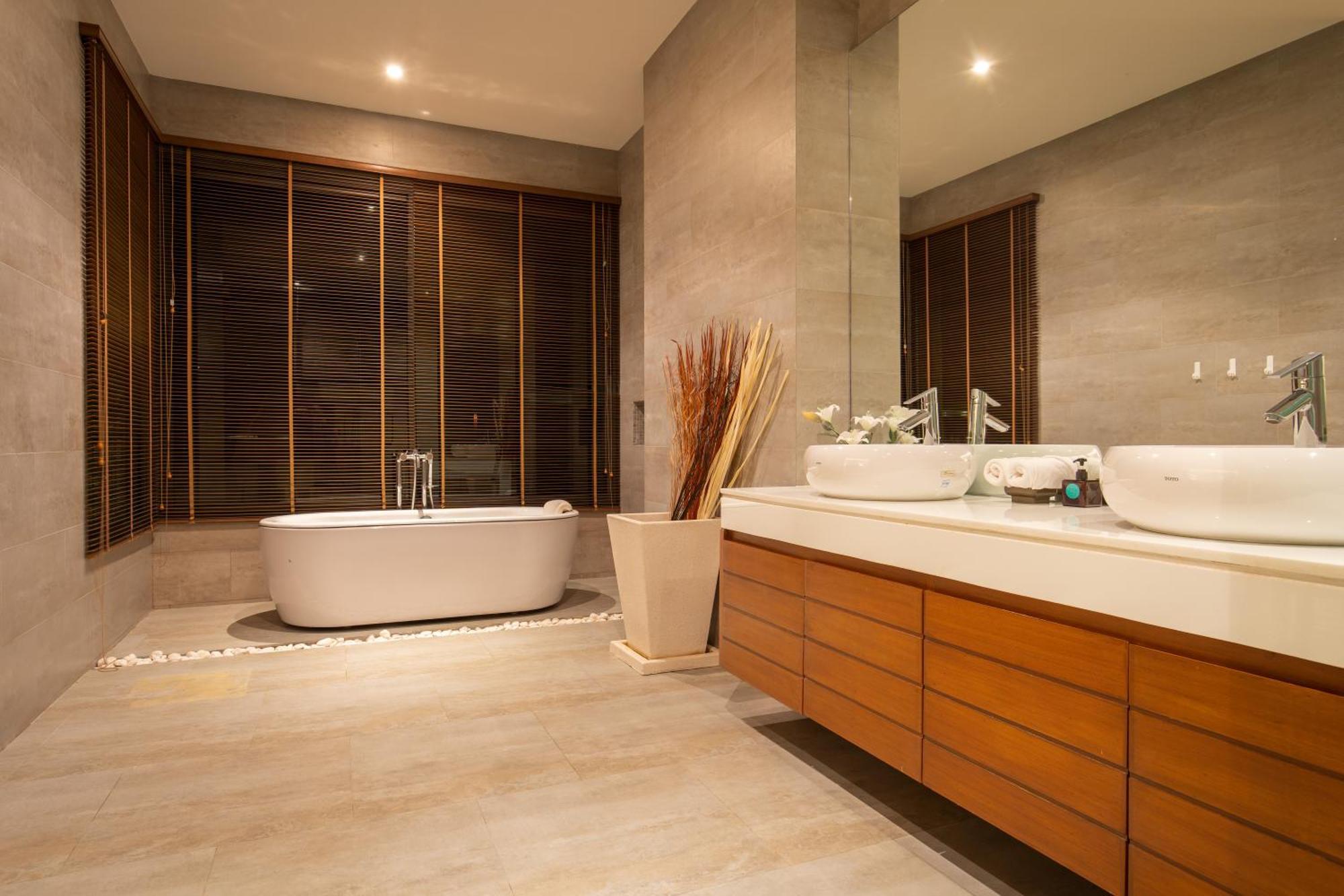 Luxurious Seaview 4br Private Pool By Intira