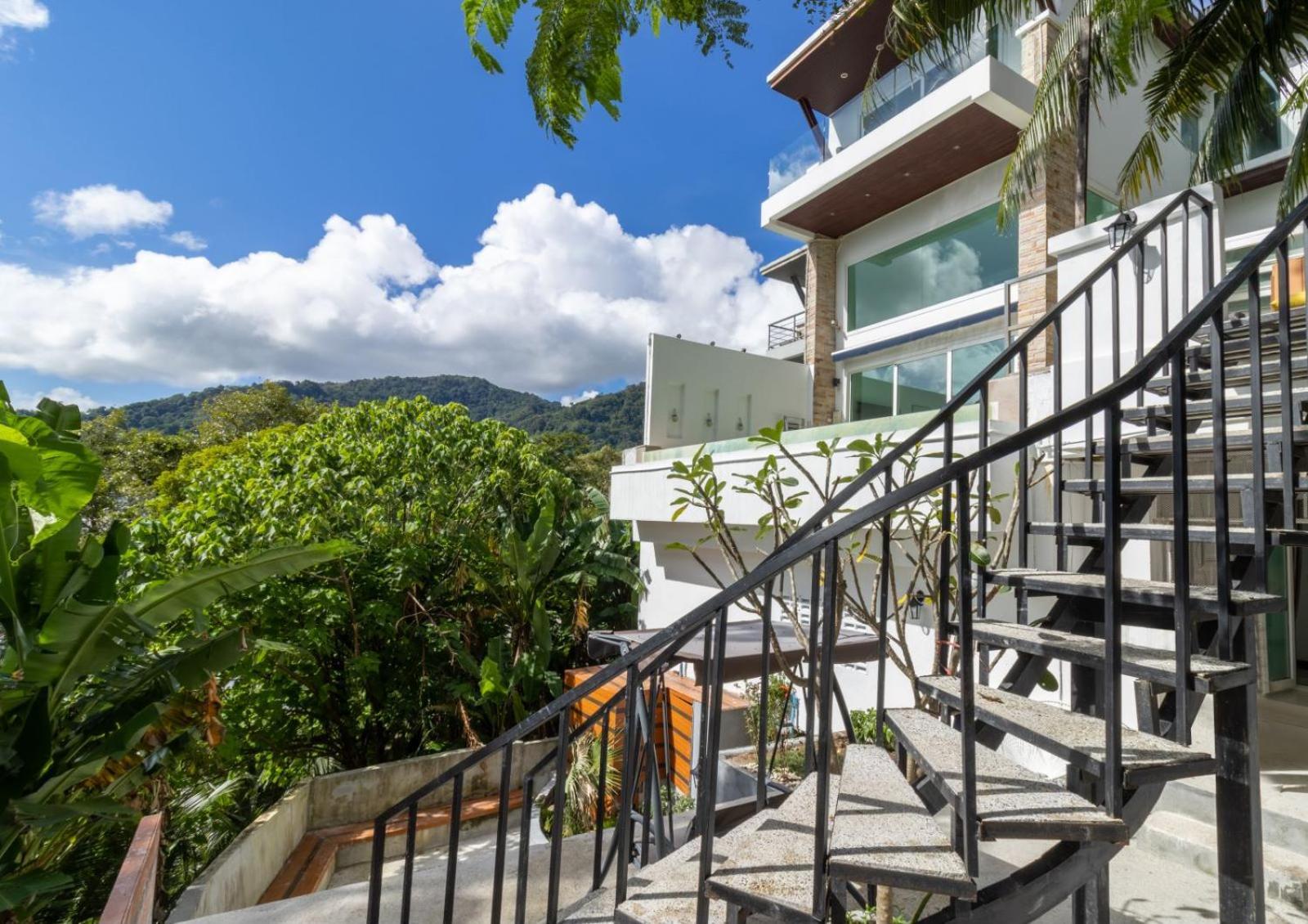 Seaview Private Pool Sauna 4br