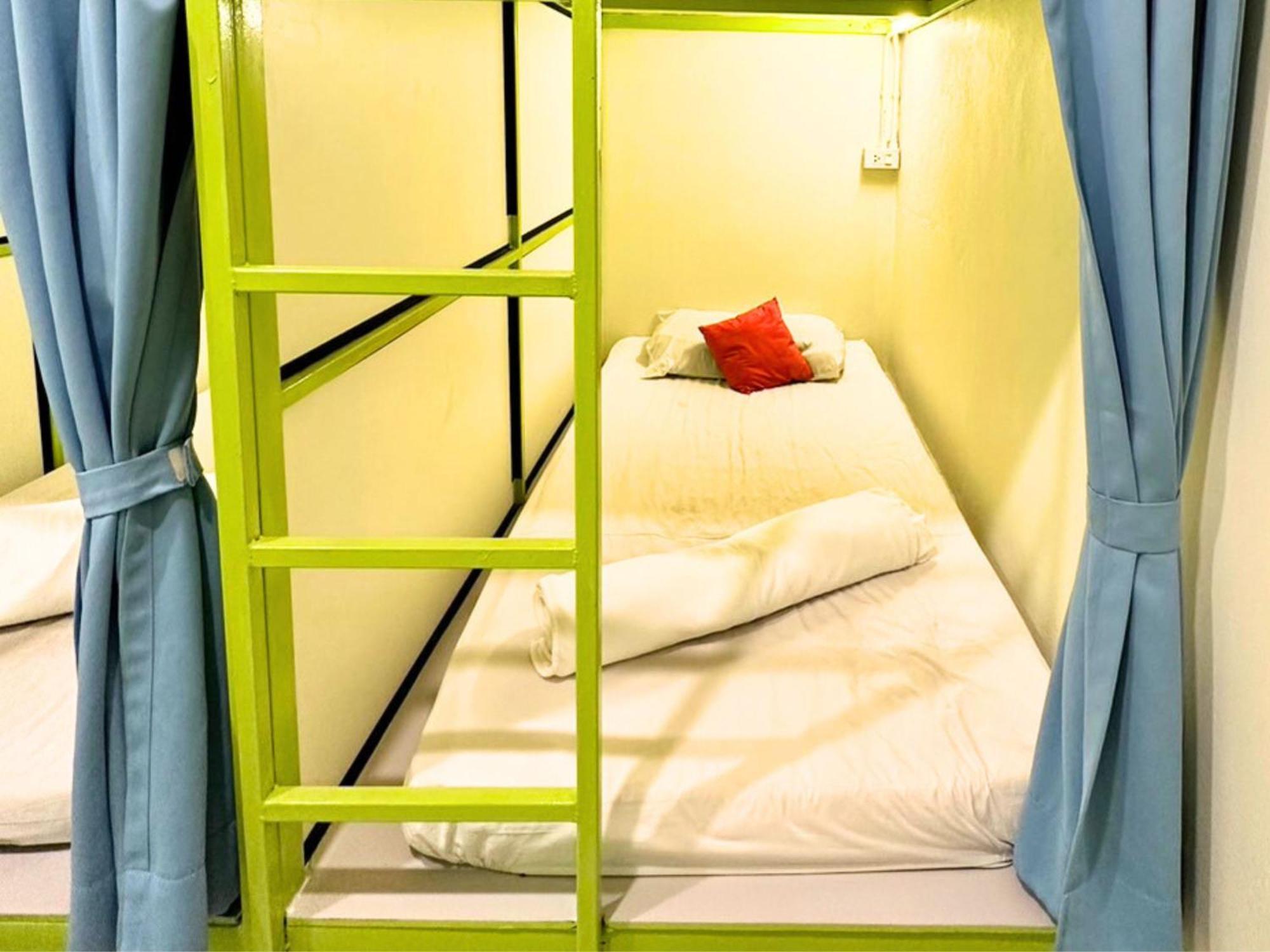 Hostel Sleepy Station