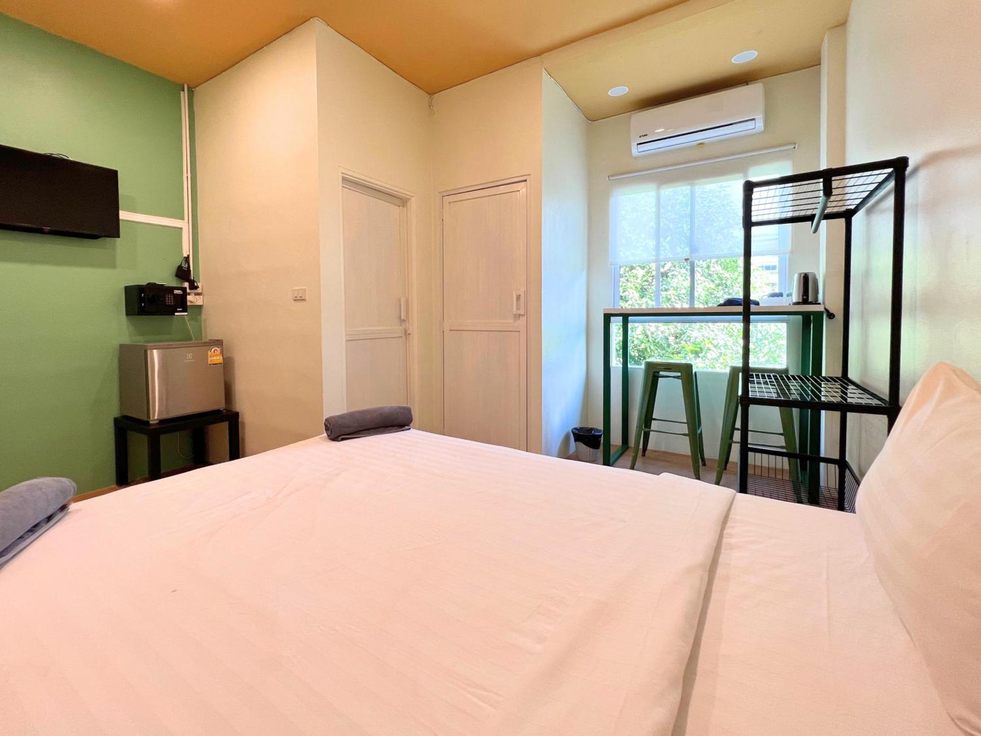 Sleepy Station Hostel Kata Beach (Phuket)