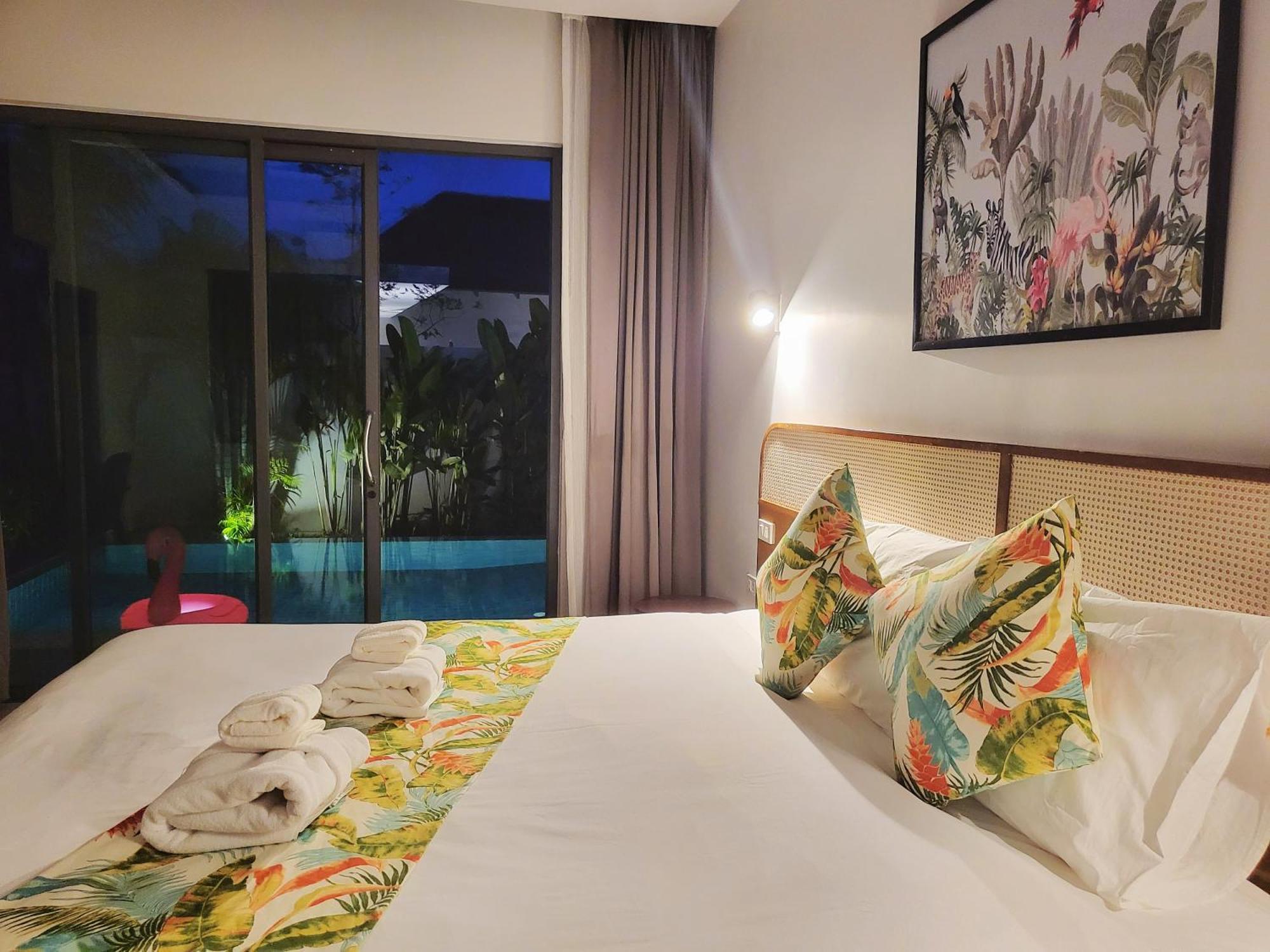 E Near Bangtao Beach ,普吉高端社区邦涛区度假村私人泳池别墅 Villa Bang Tao Beach (Phuket)
