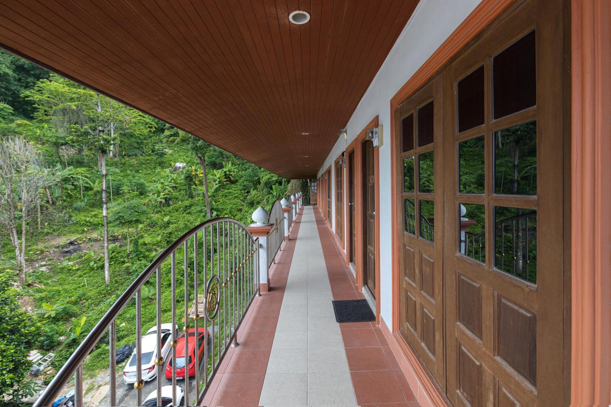 Hotel Grand View Patong