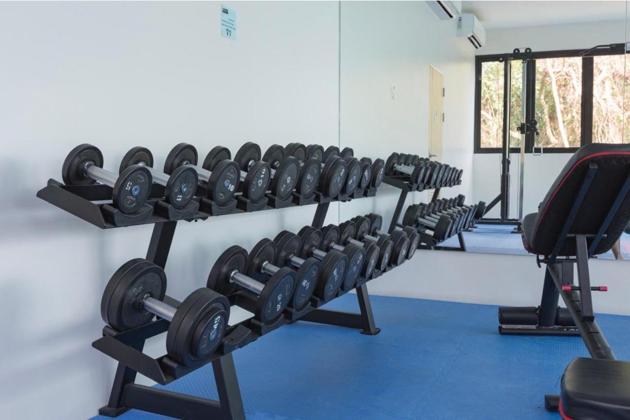 Wow 2 Bedroom Seaview, Pool, Gym, Walk To Beautiful Apartment
