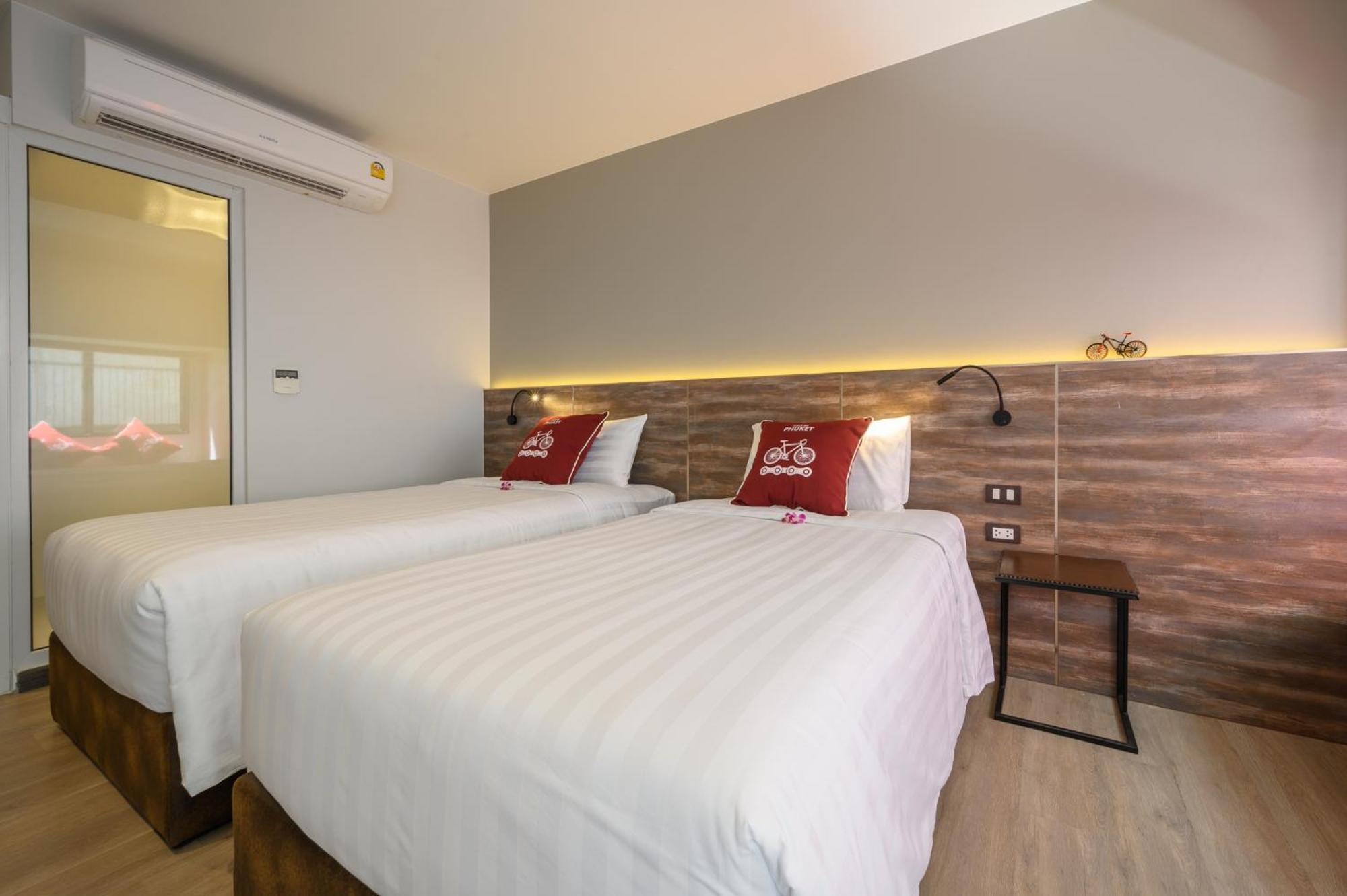 Hotel Tour De Phuket - Sha