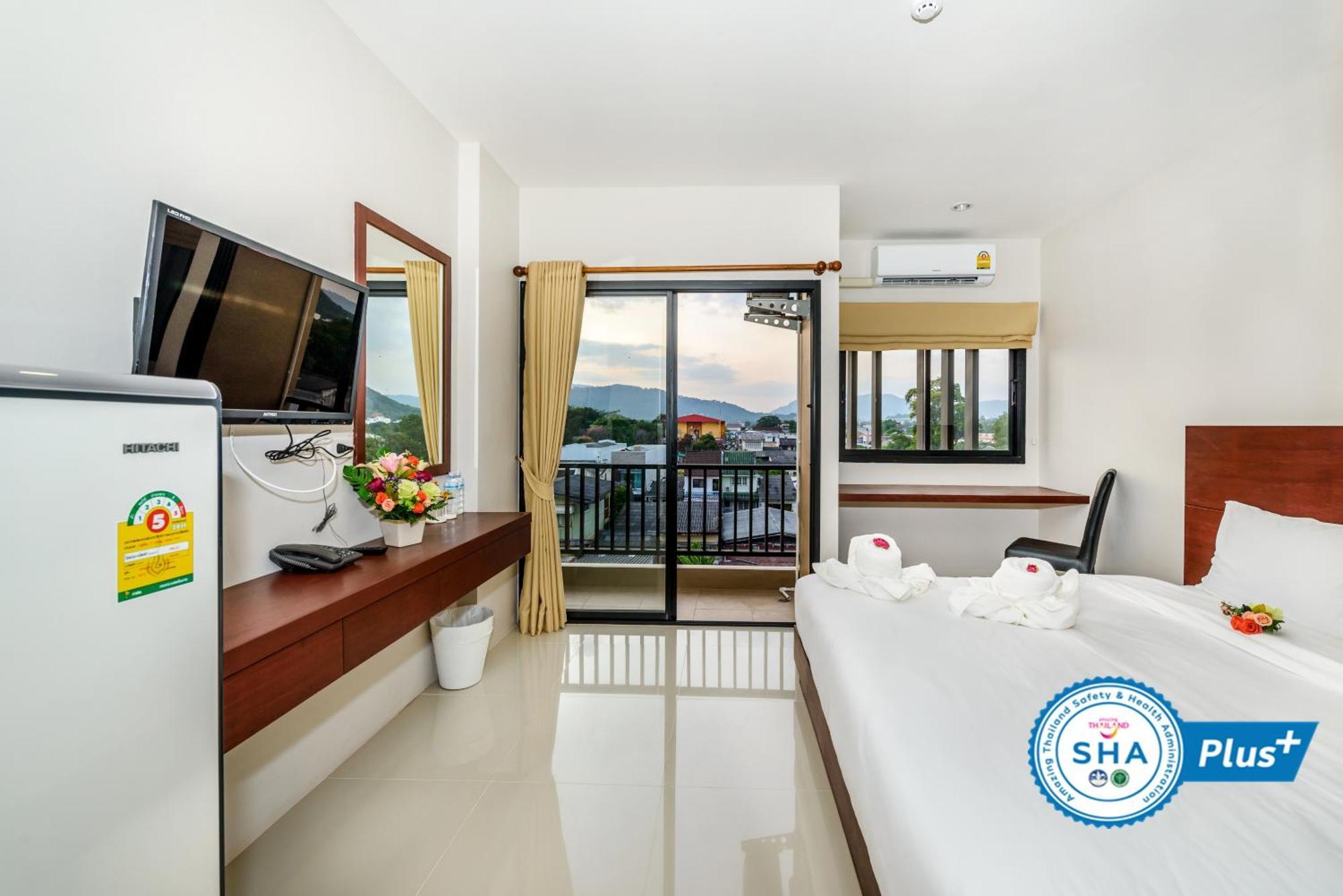 The Topaz Town Phuket