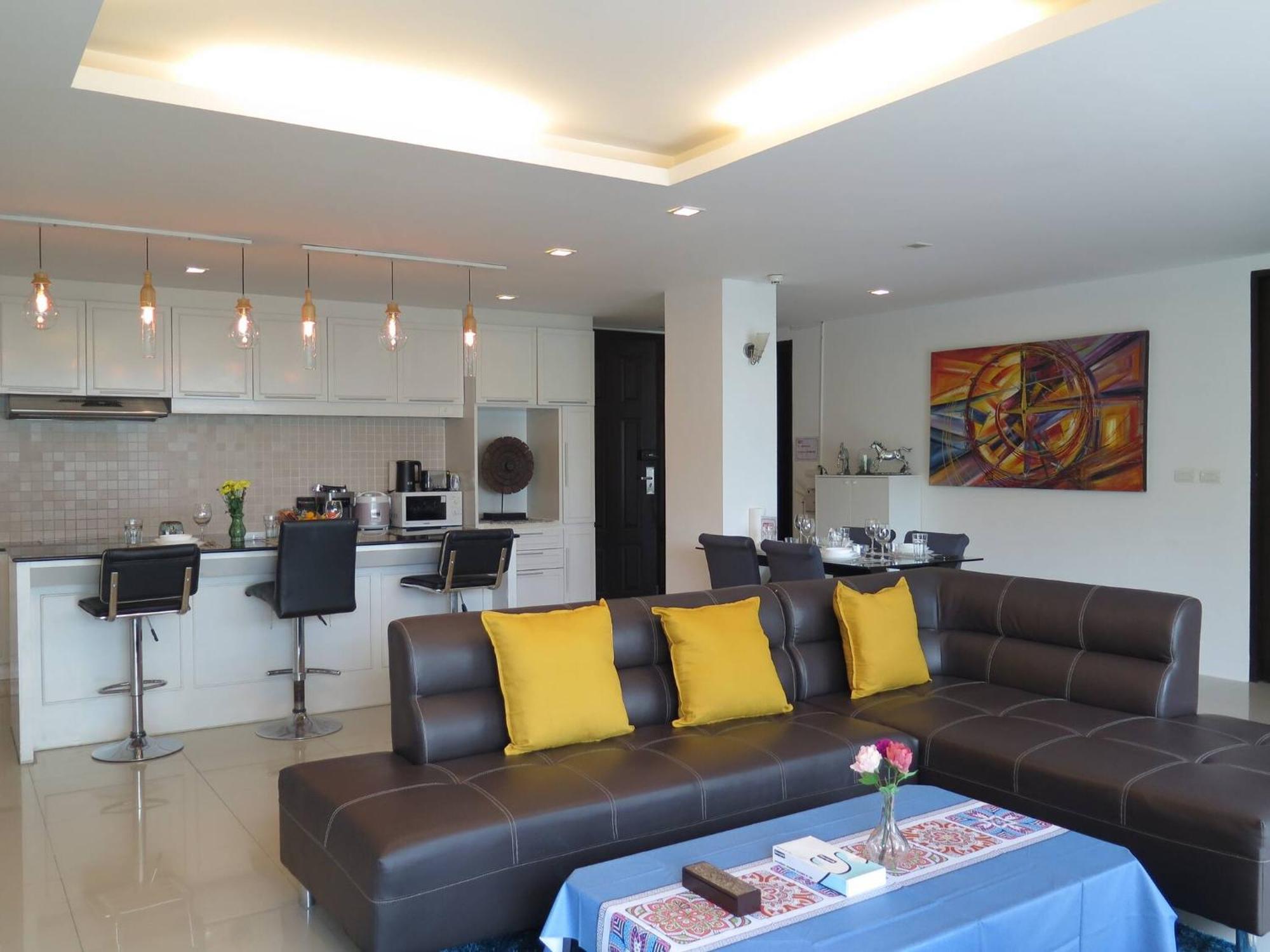 618-penthouse 3 Bedrooms Walking To Apartment Patong