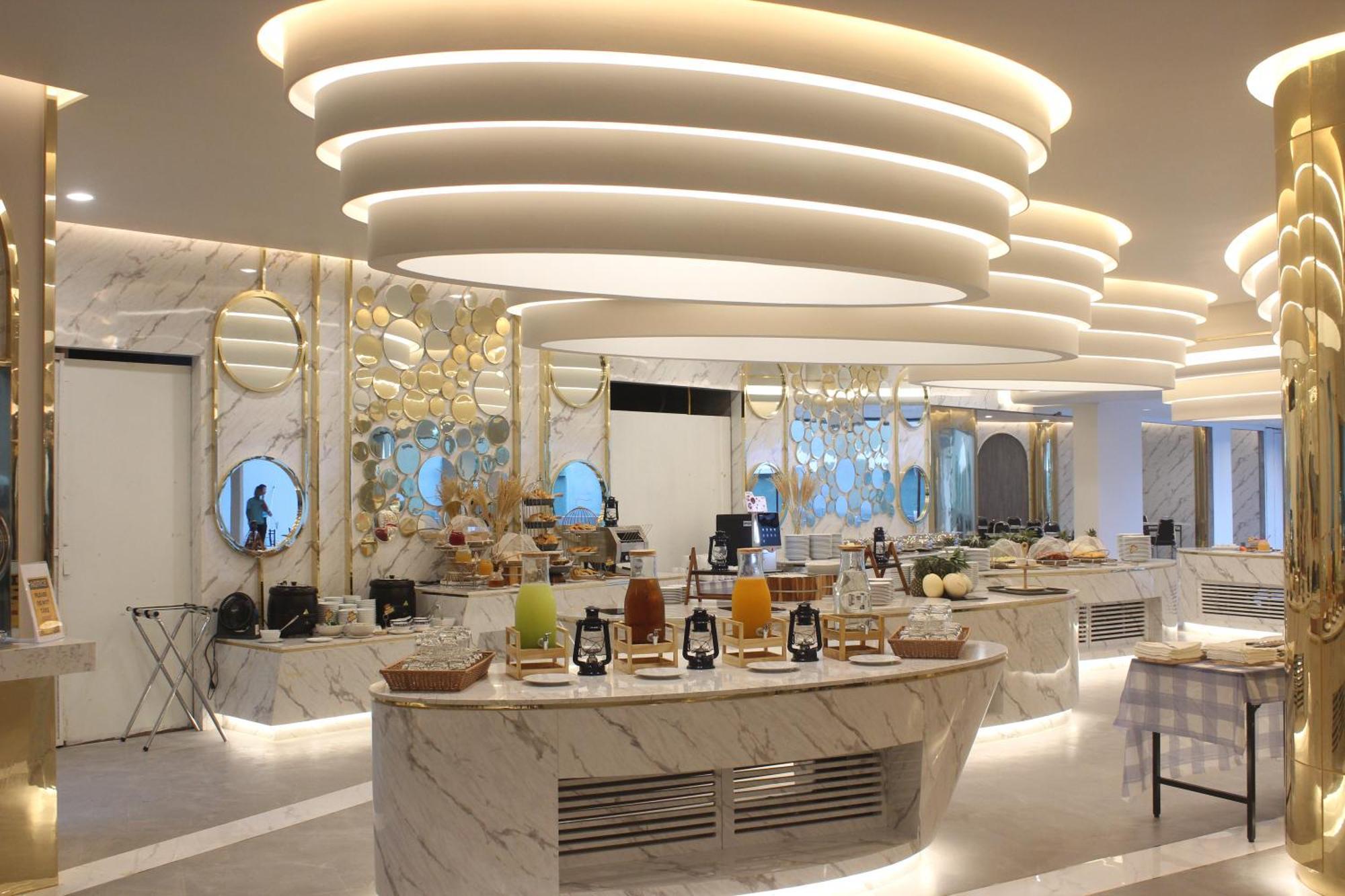 Hotel Wyndham La Phuket Rawai