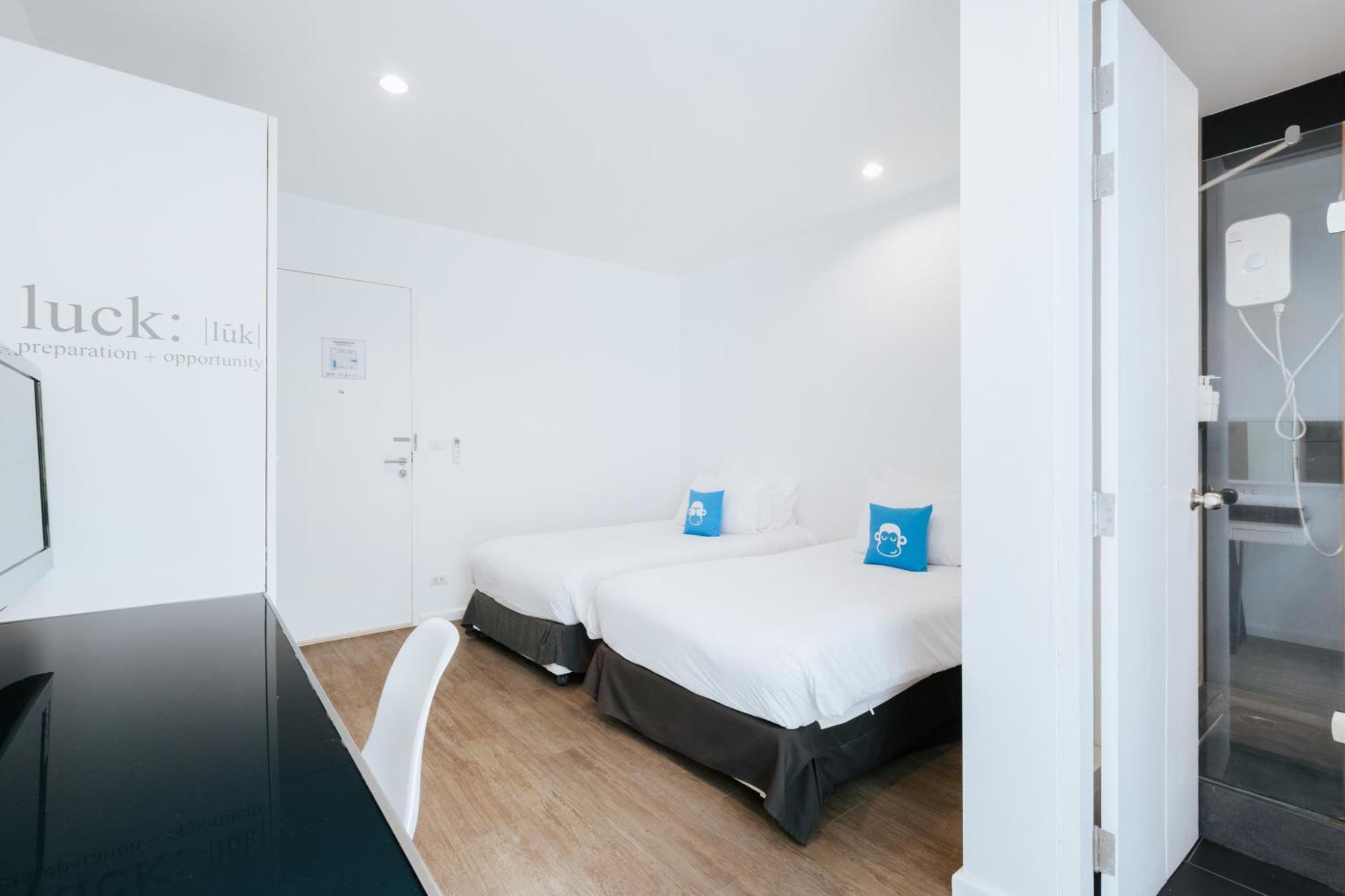 Blu Monkey Hotel 3*