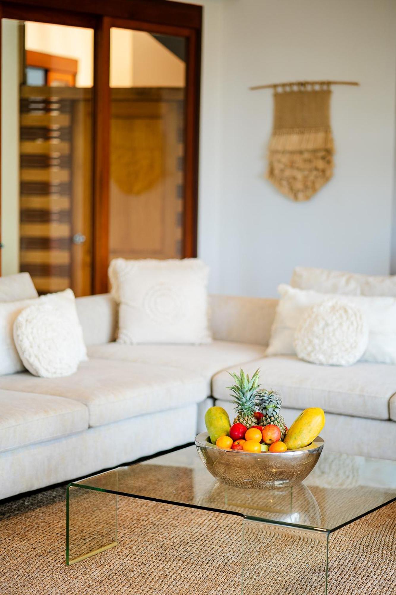 Aluna - Oceanfront 4 Bedroom Near Beach, Phuket Thailand Villa