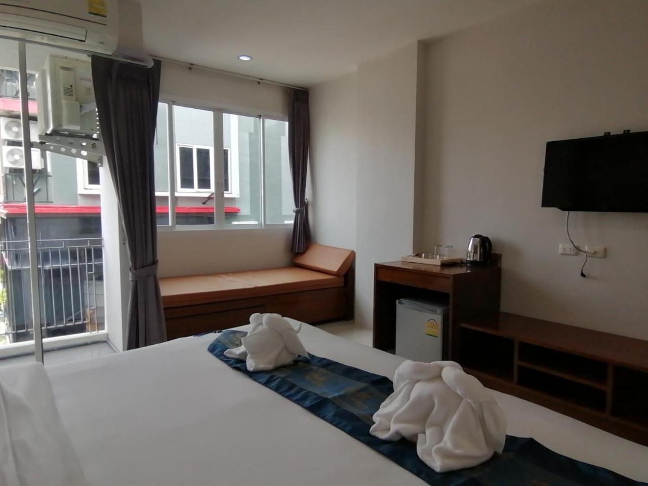 Nj Hotel 3*