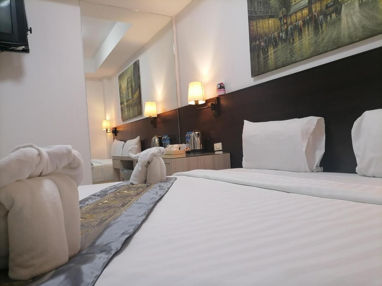 Amici Miei Gasthuis Phuket