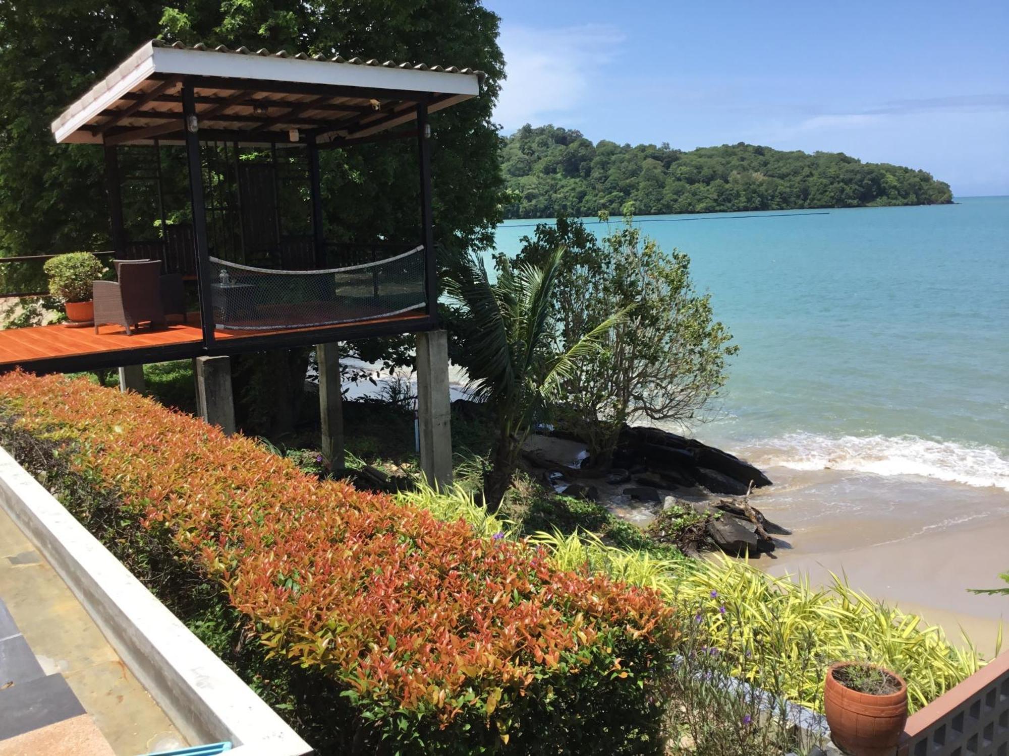 Pousada Koh Sirey Beachfront Pool - 2 Bedrooms House Phuket