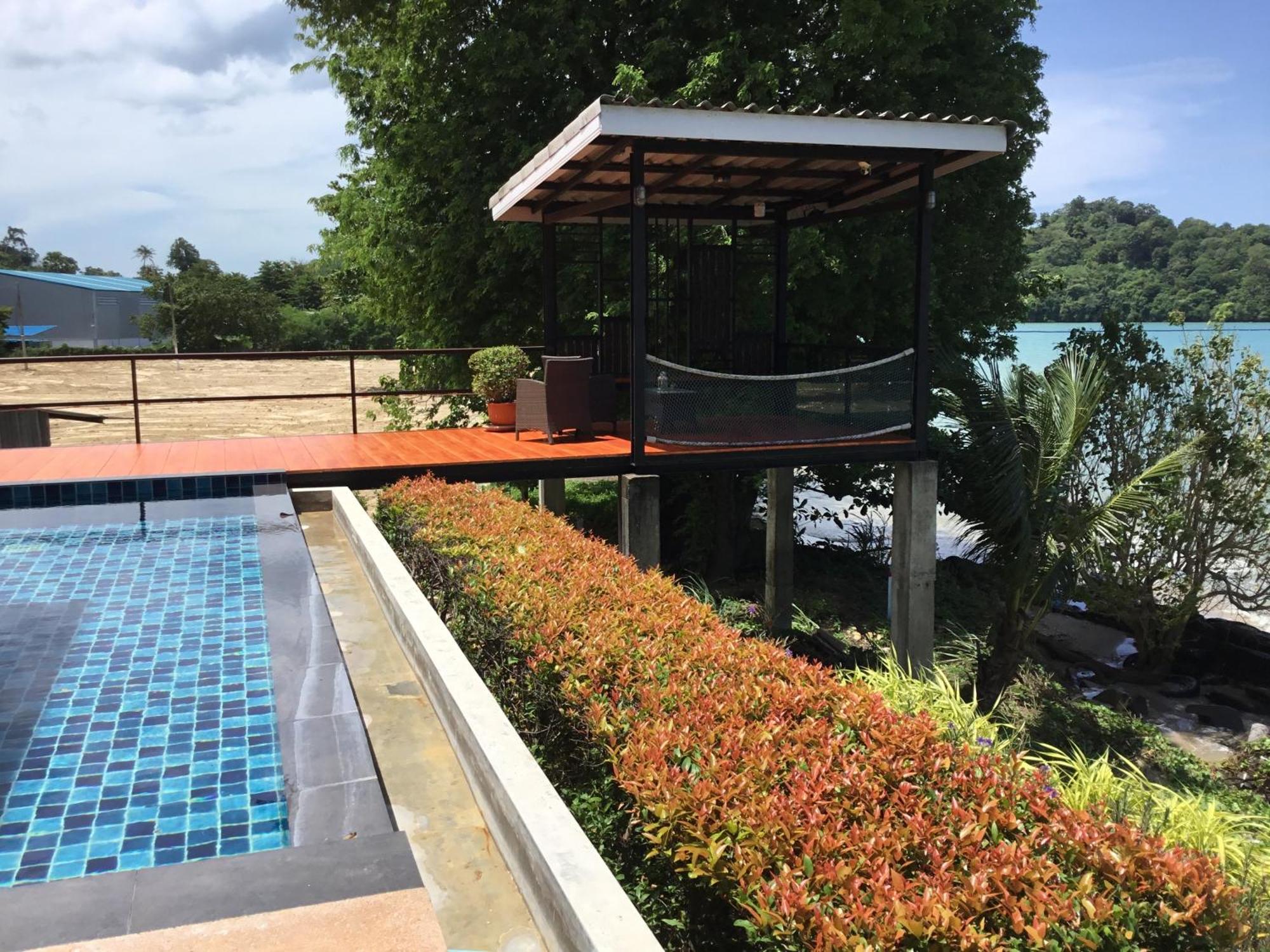 Pousada Koh Sirey Beachfront Pool - 2 Bedrooms House *
