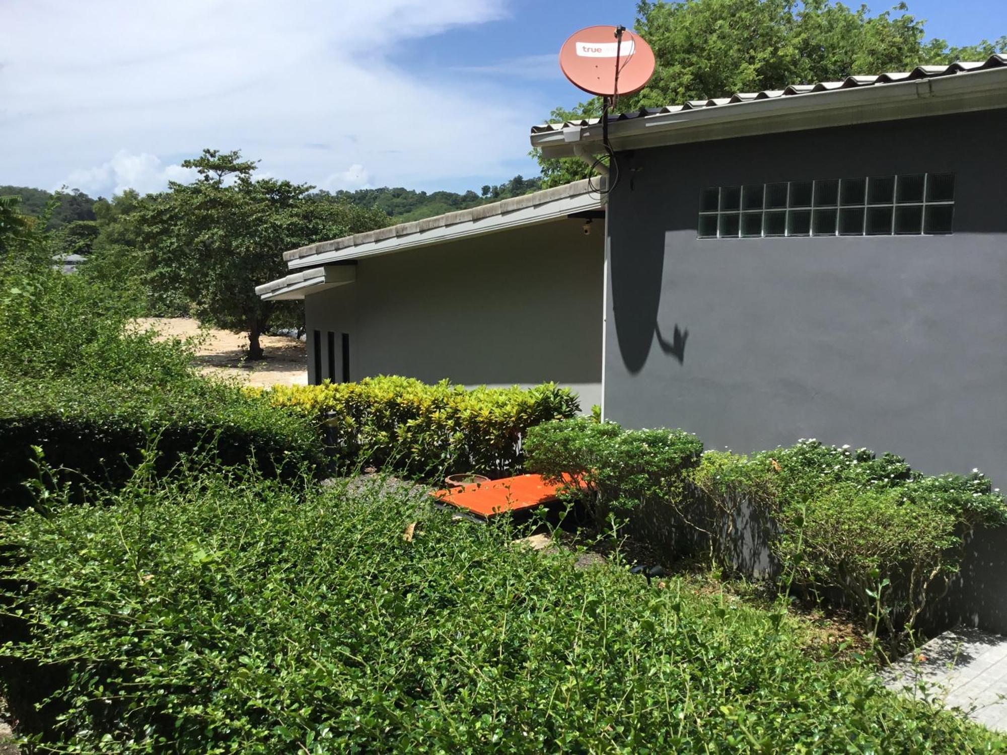 Koh Sirey Beachfront Pool Ferienhaus Phuket