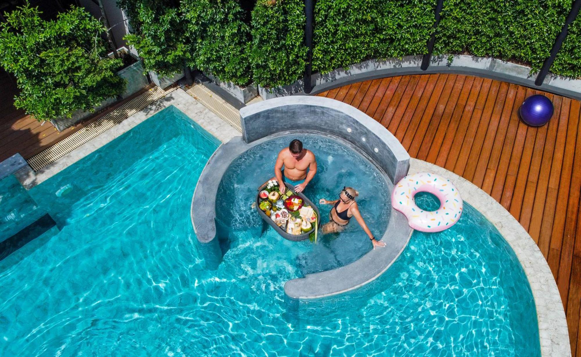Skyview Phuket 5*