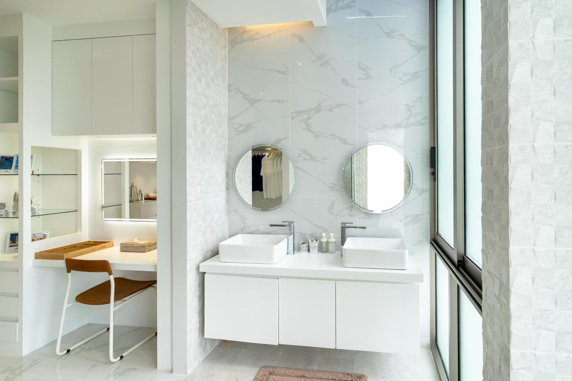 Exquisite Pool A19: Aesthetics And Luxury Combined Ban Pak Lak