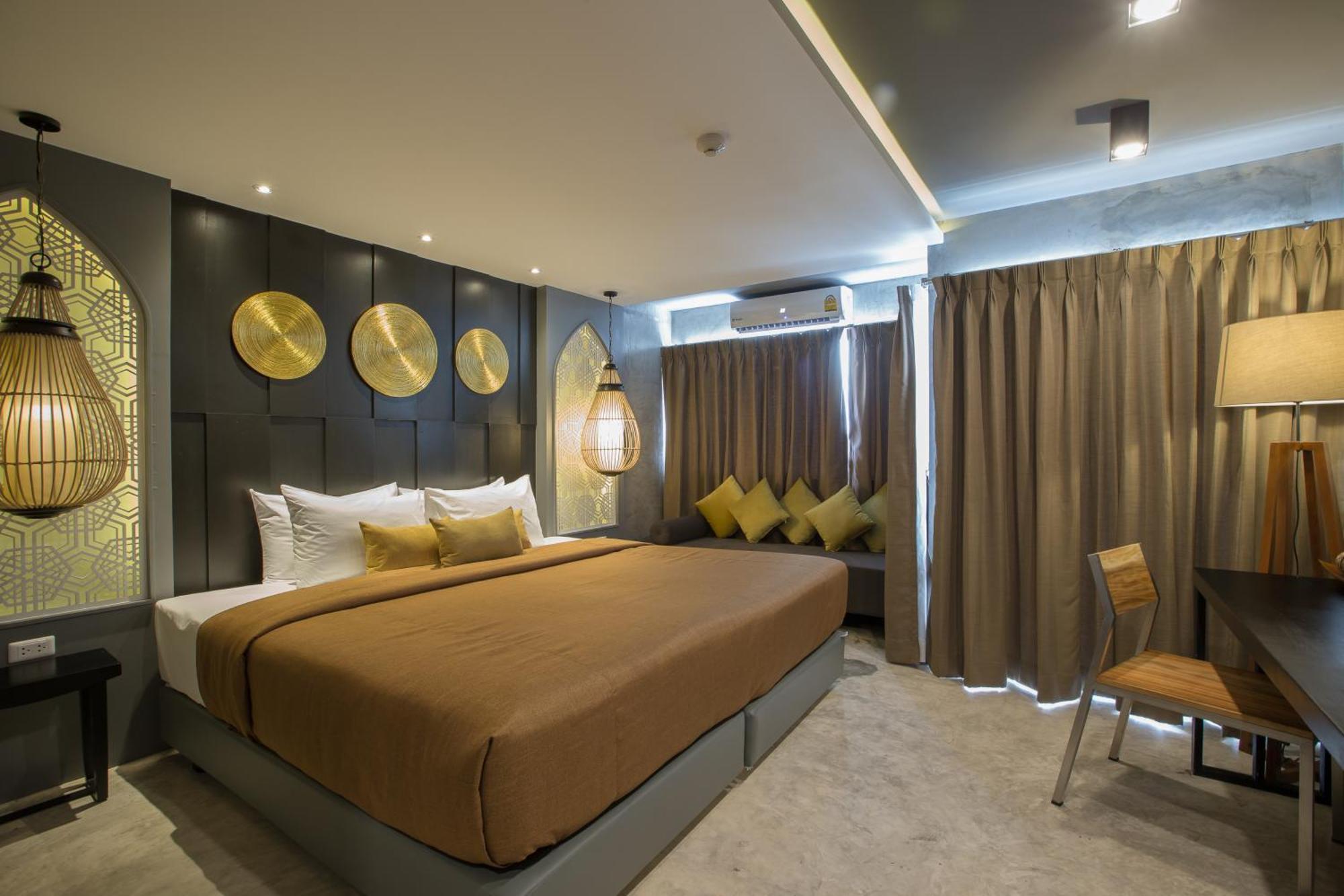 Signature Boutique Hotel 3*