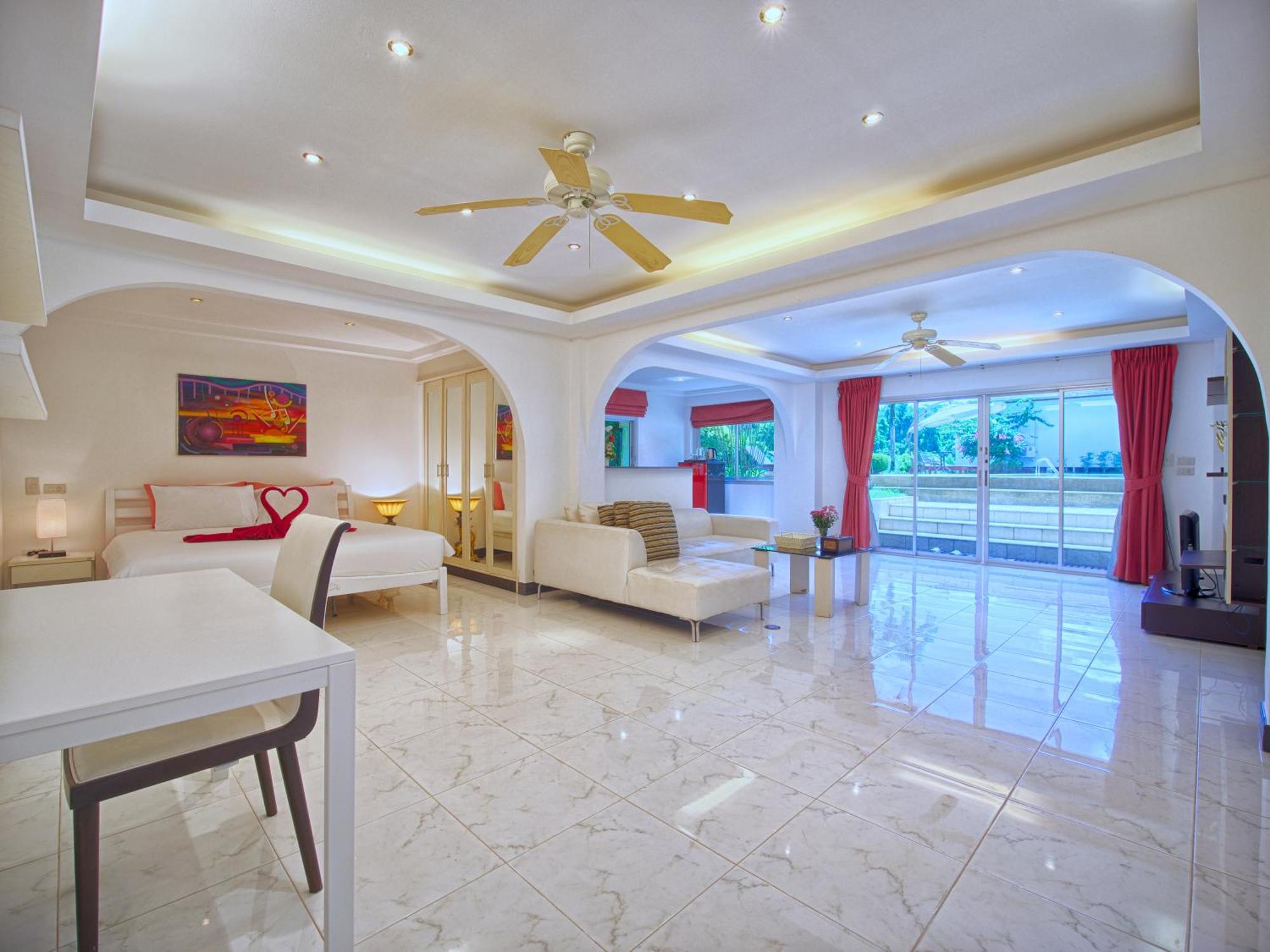 Serenity Lakeside 3* Kathu