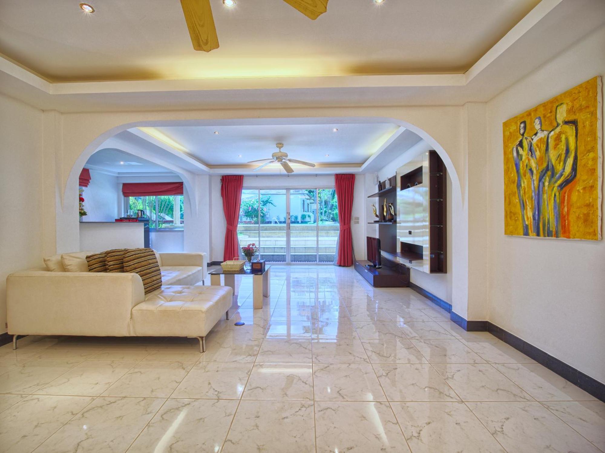 Hotel Serenity Lakeside Kathu