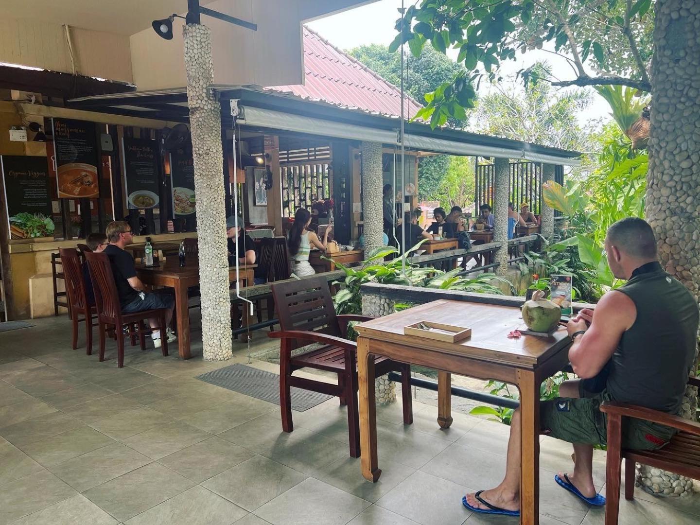 Flora Ville-sha Resort Chalong