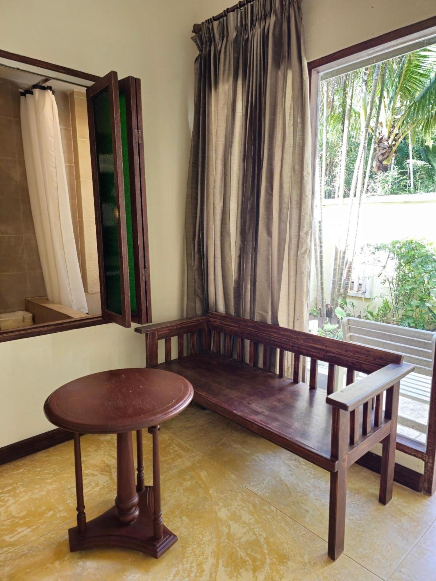 Baan 4*