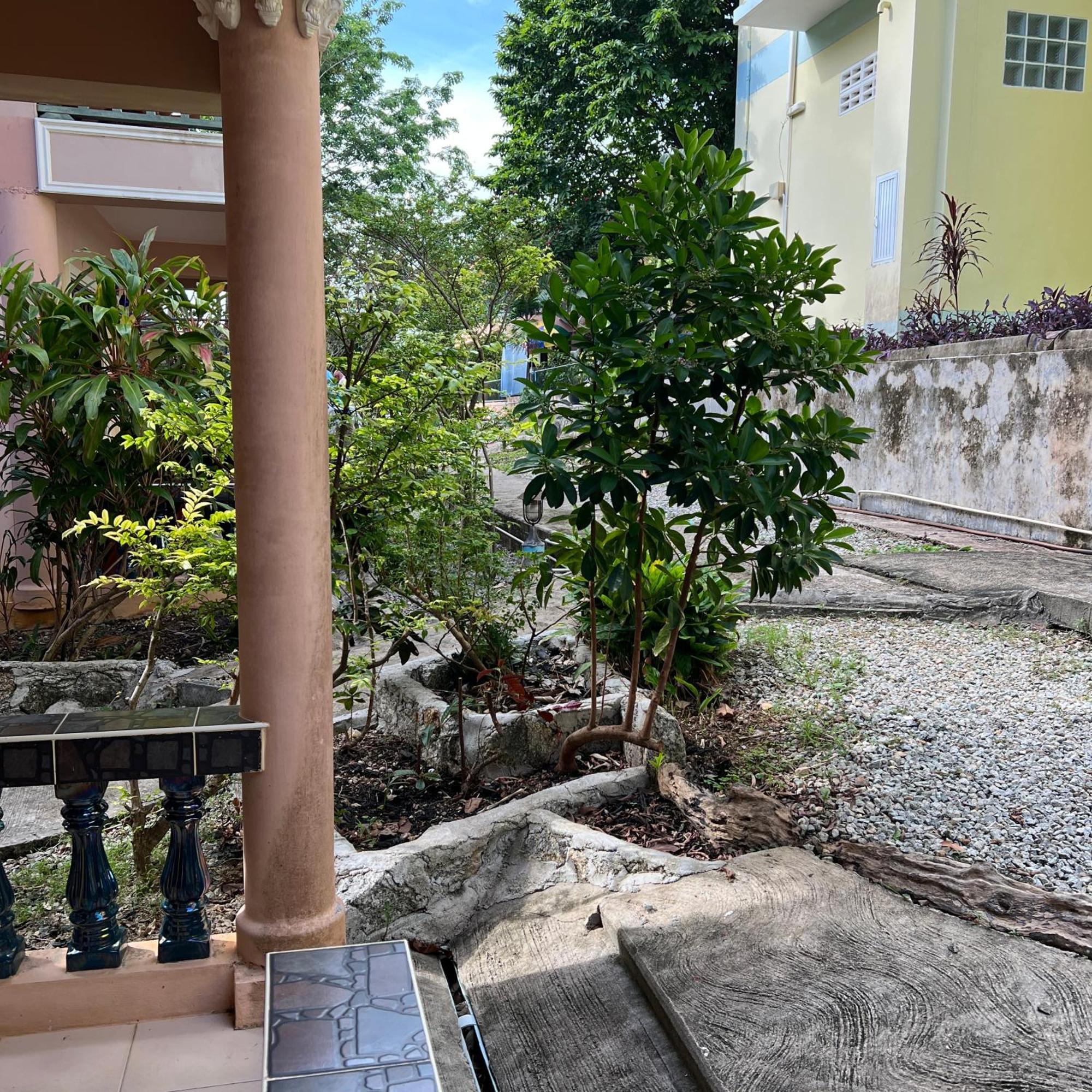 Kata Merit Hill Hotel 3*