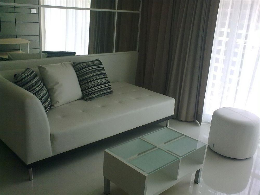 The Baycliff Residences 4* Patong