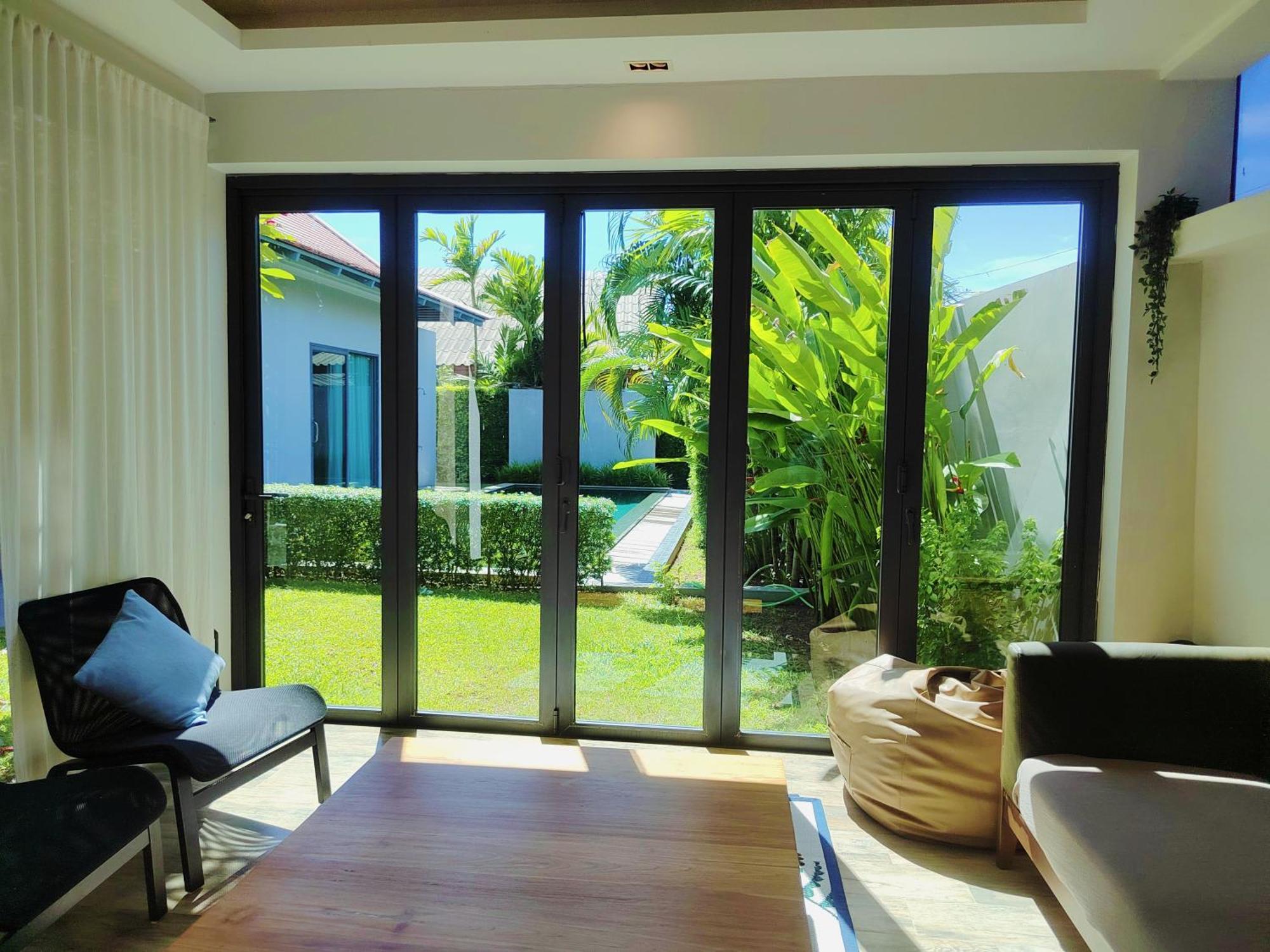 Villa E Near Bangtao Beach ,普吉高端社区邦涛区度假村私人泳池别墅 *