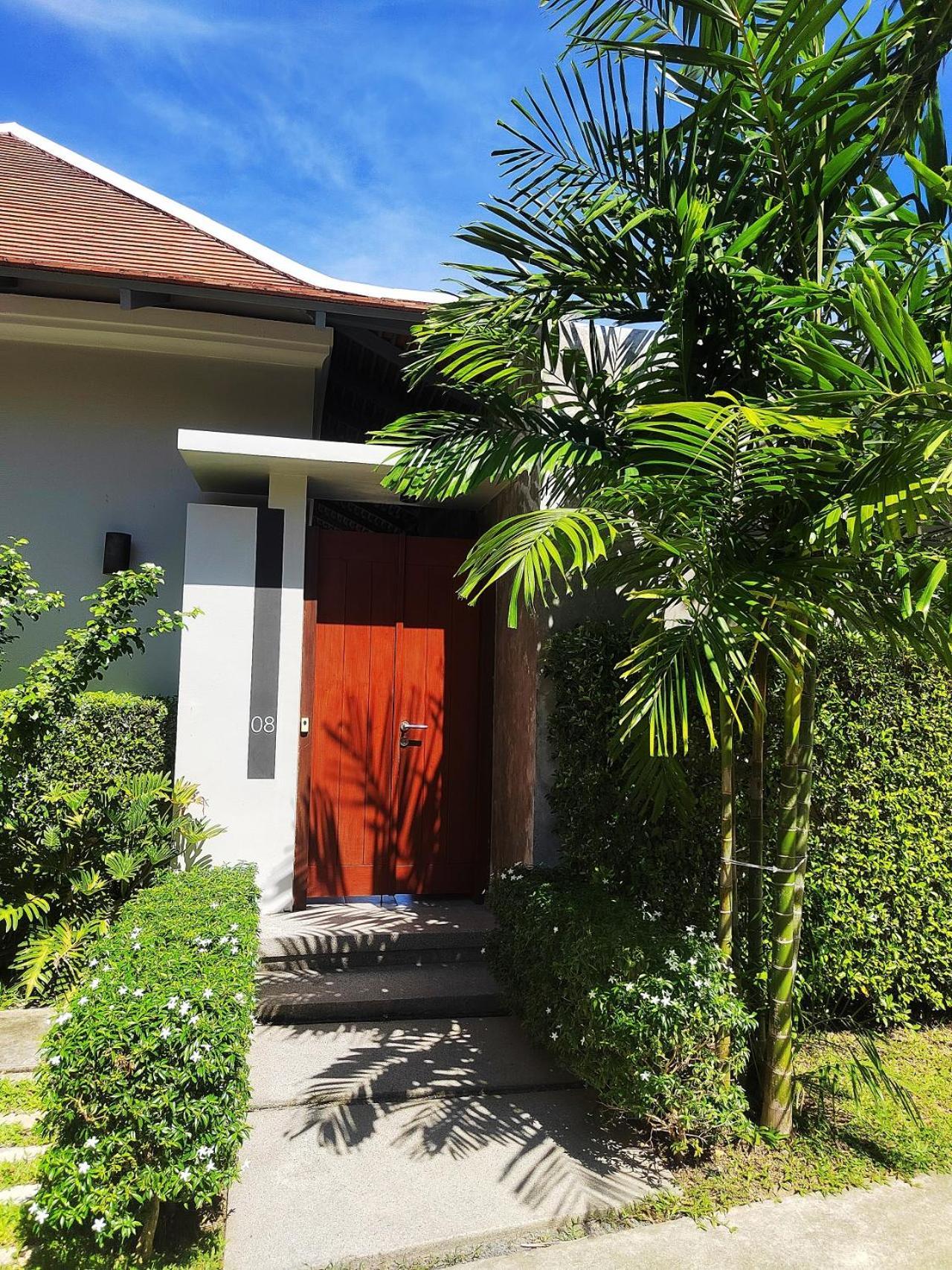 E Near Bangtao Beach ,普吉高端社区邦涛区度假村私人泳池别墅 Villa *