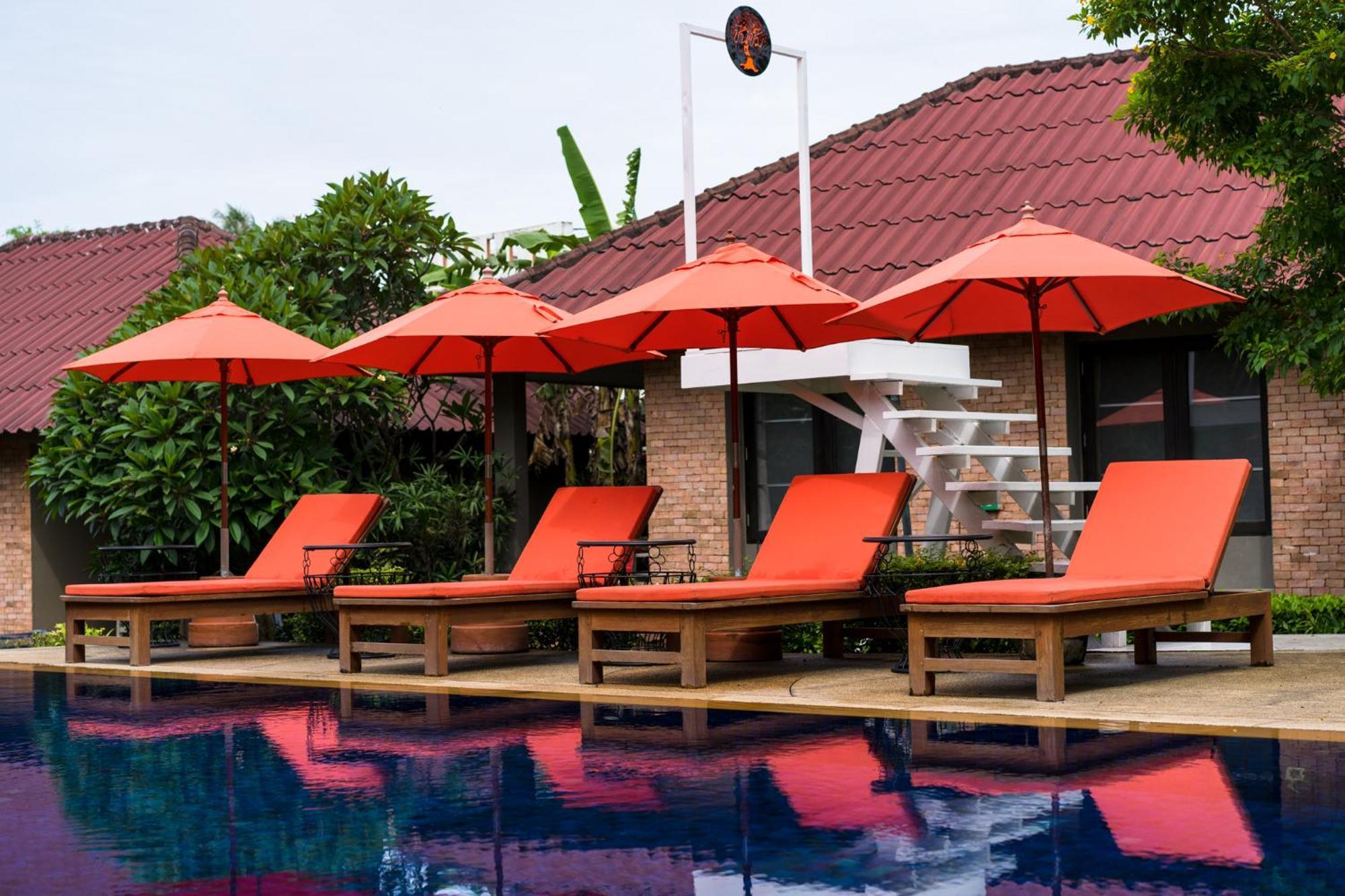 Flora Ville-sha Resort Chalong