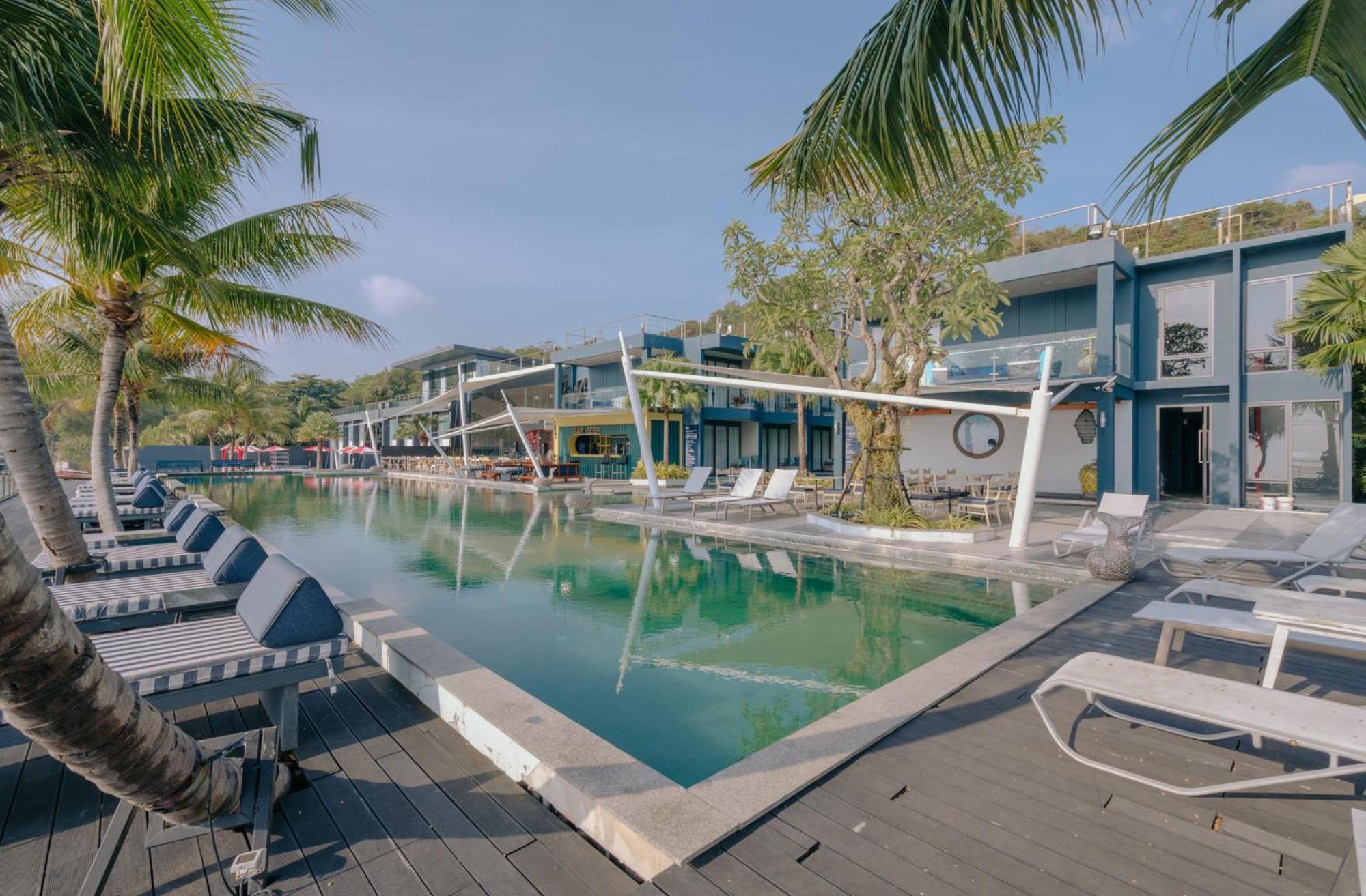 Tide Front - Sha Phuket