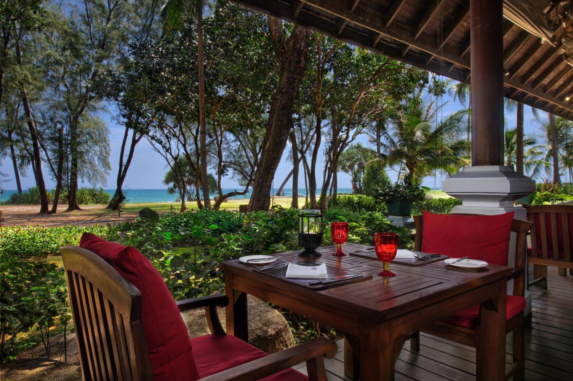 Marriott's Phuket Beach Club Hotel