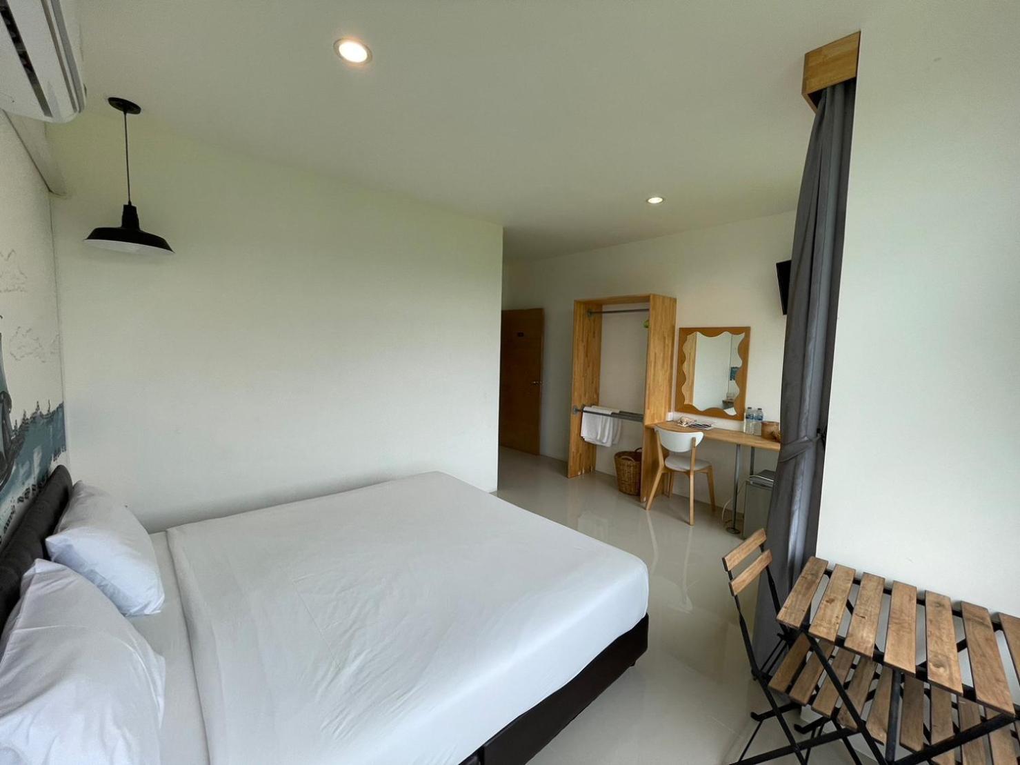 Hotel Dwell Phuket Airport At Naiyang 3*