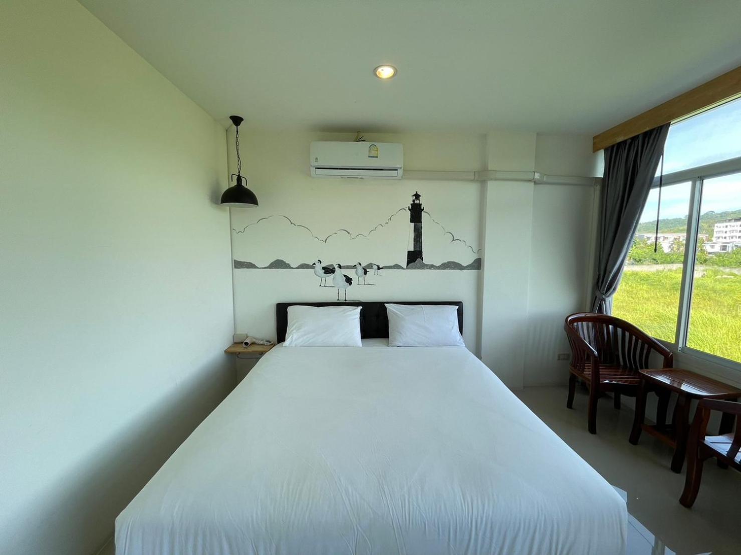 Dwell Phuket Airport At Naiyang Hotel
