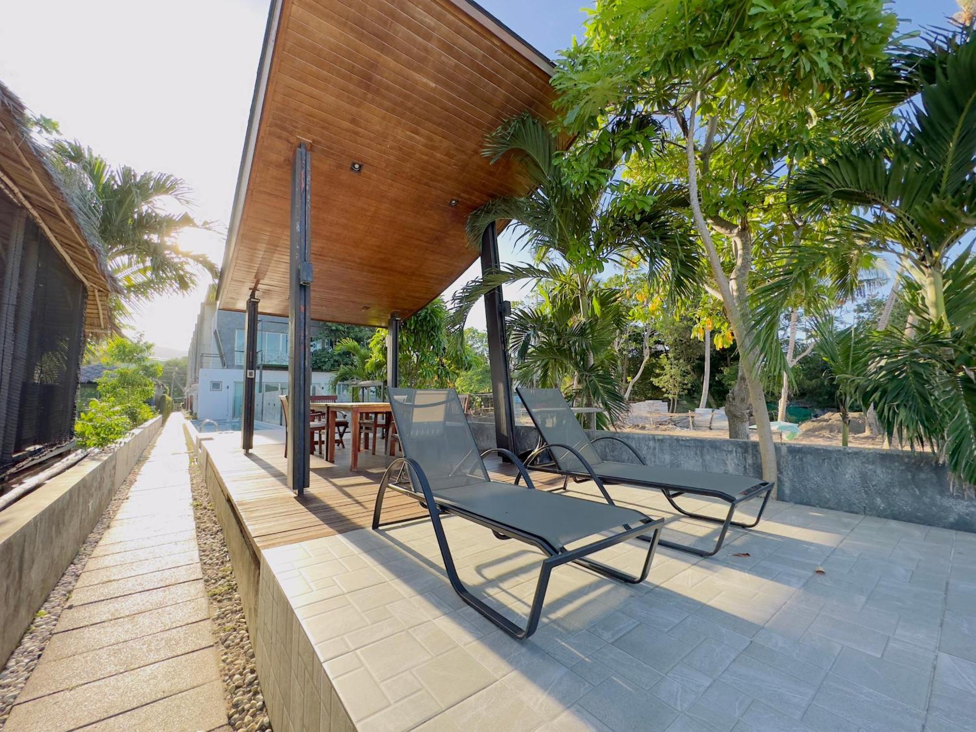 Friendship Pool Rawai Villa