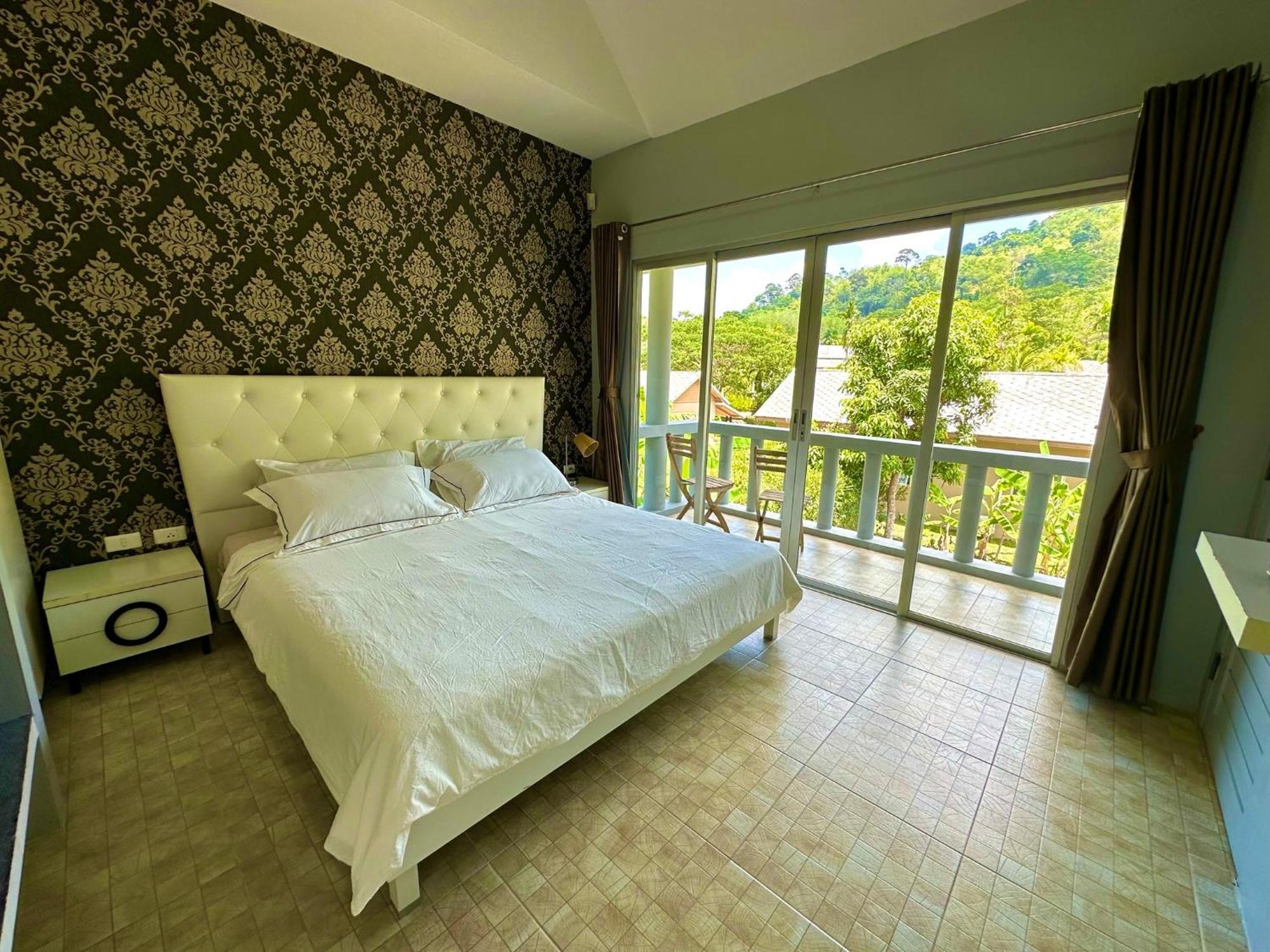 Peaceful Retreat By Nai Thon Phuket