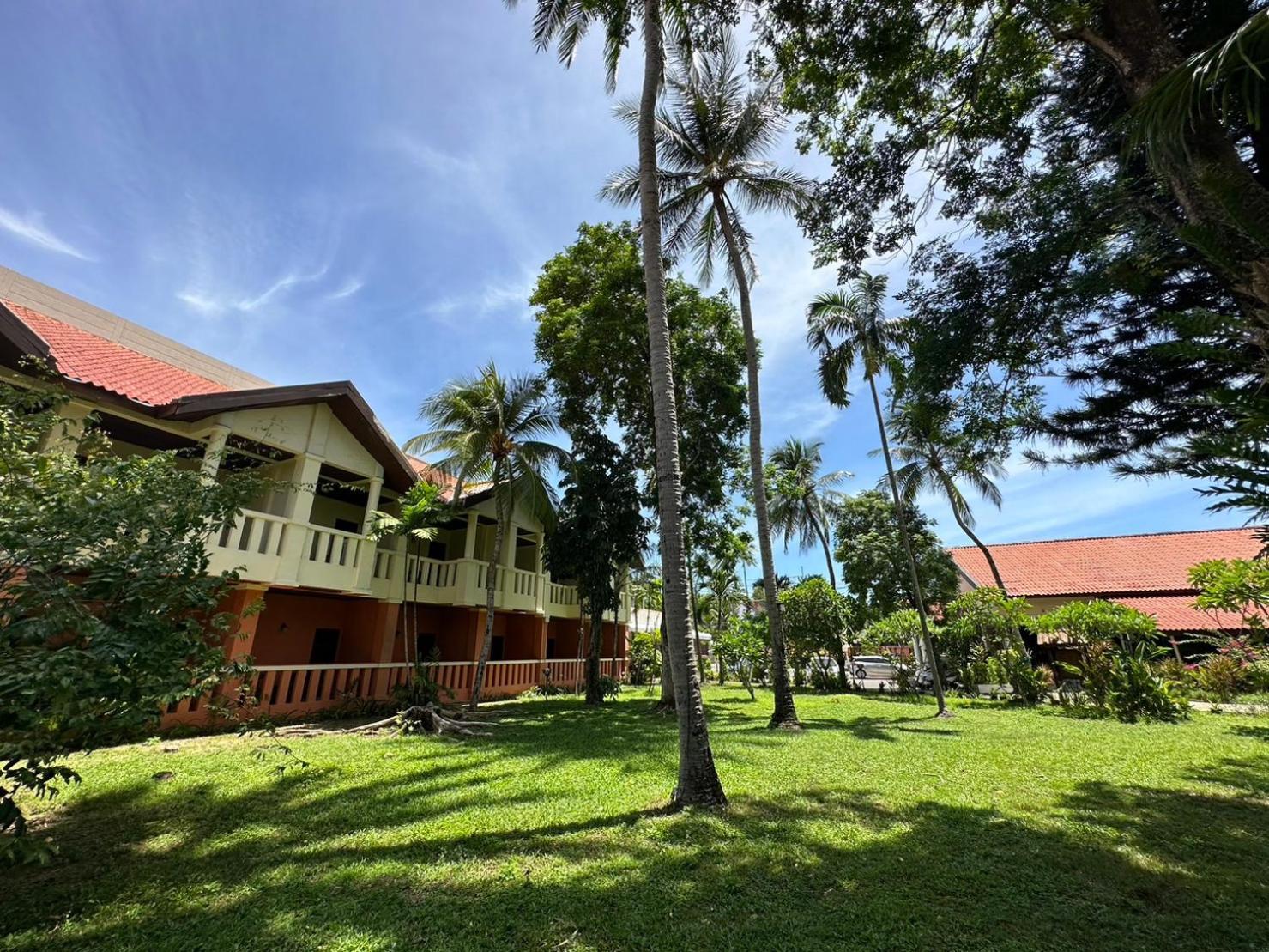 Phuket Leelavadee Hua Ting 4* Patong