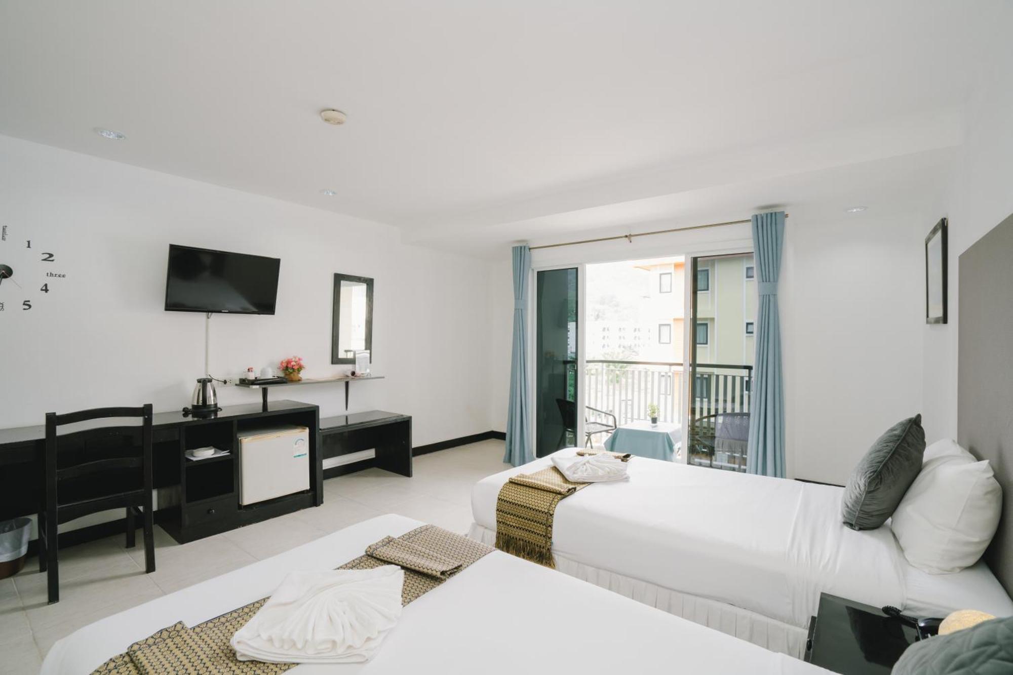 Noble House 3* Patong