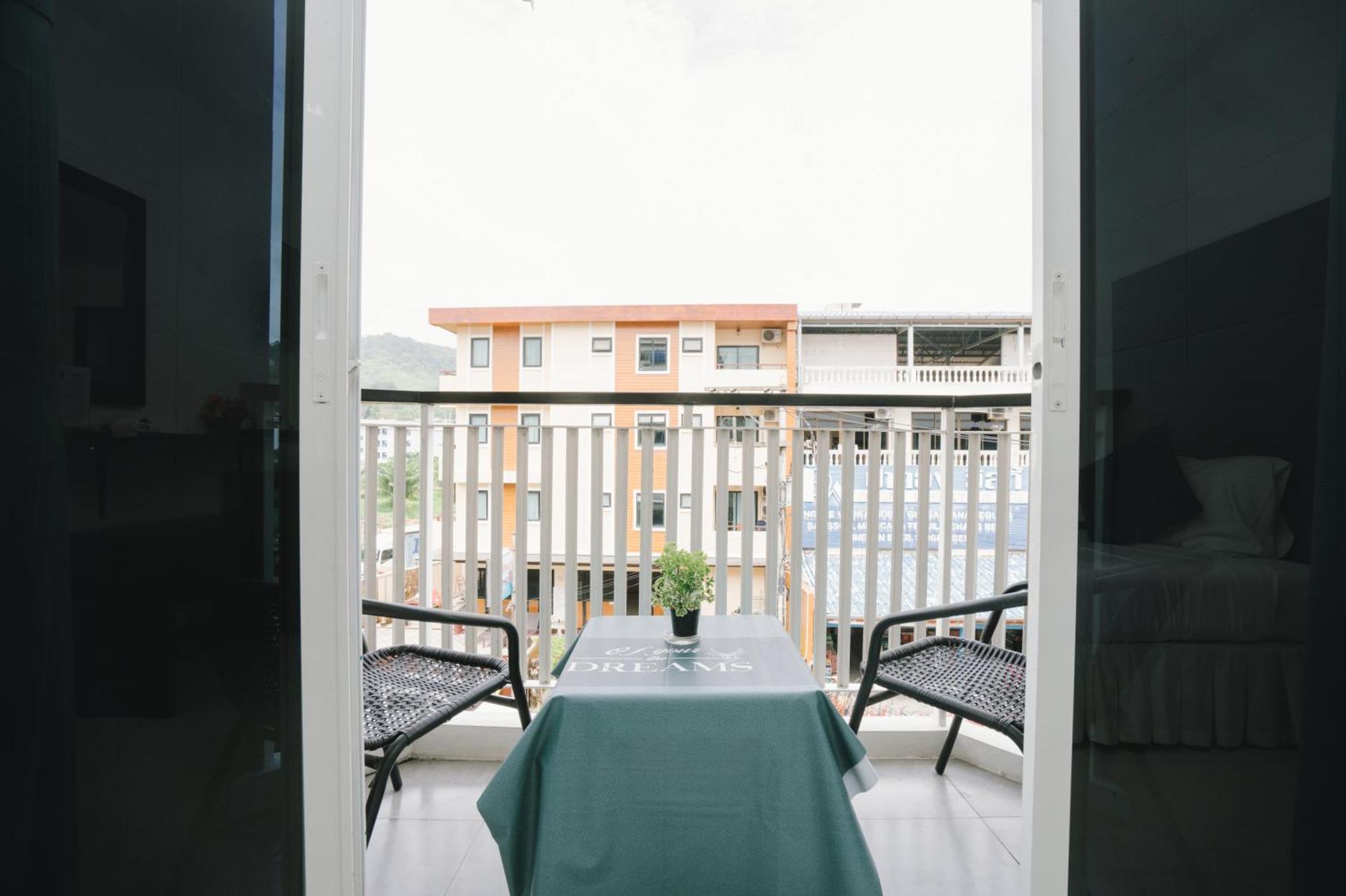 Hotel Noble House